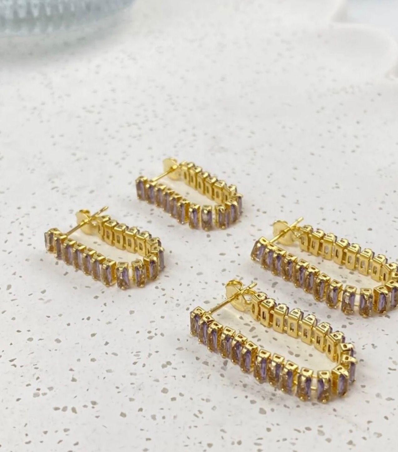 Brincos de zirconias folhado a ouro