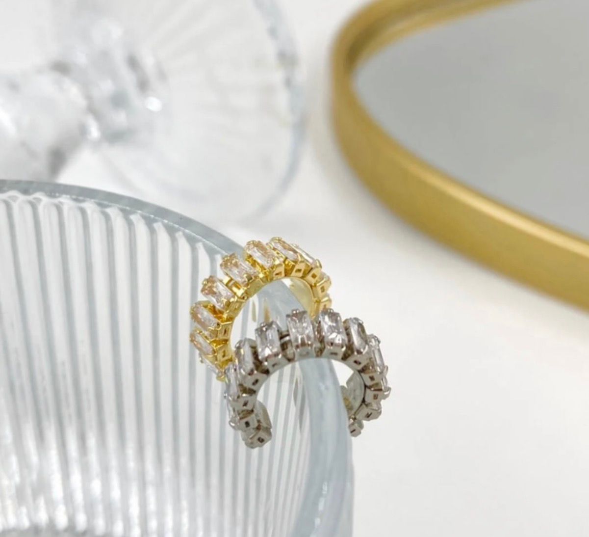 EAR CUFF  banhado a ouro e prata com zirconias 