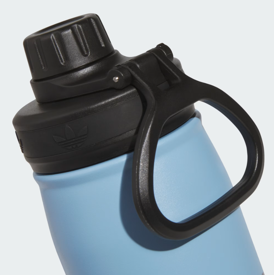 Adidas Botella de agua de acero inoxidable de 20 onzas, con aislamiento de doble pared