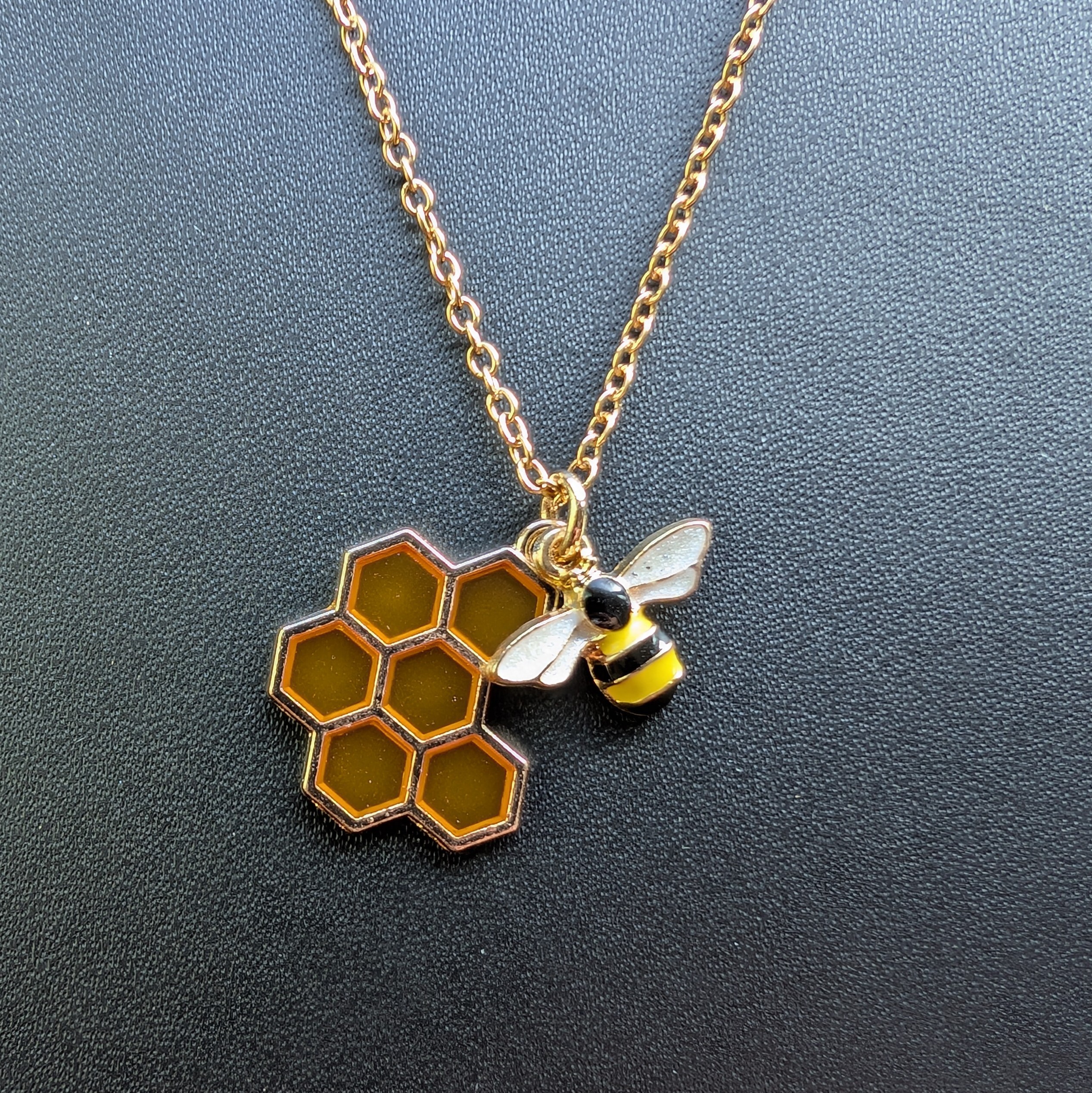 Bee & Filled Honeycomb Pendant Necklace