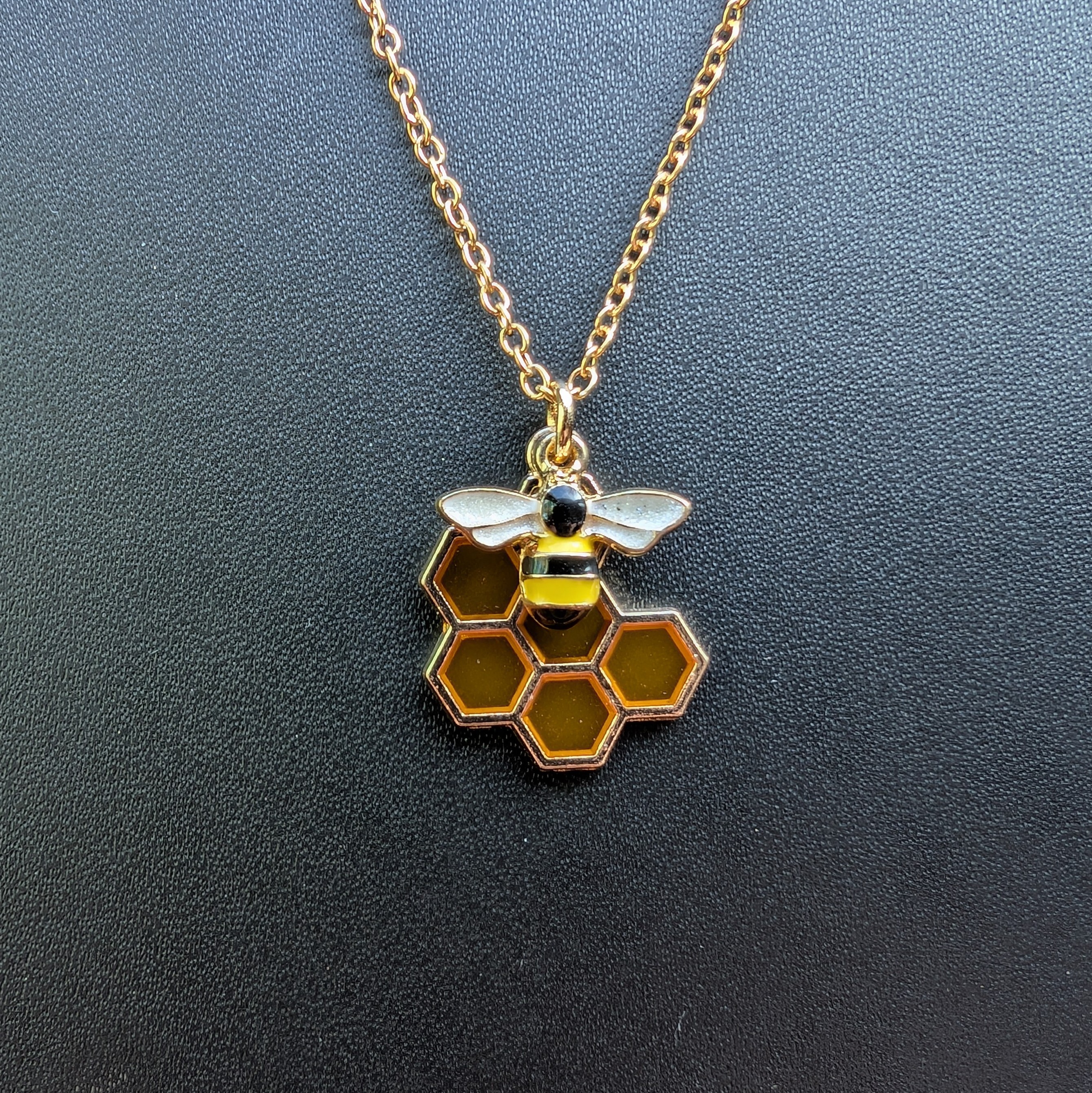 Bee & Filled Honeycomb Pendant Necklace