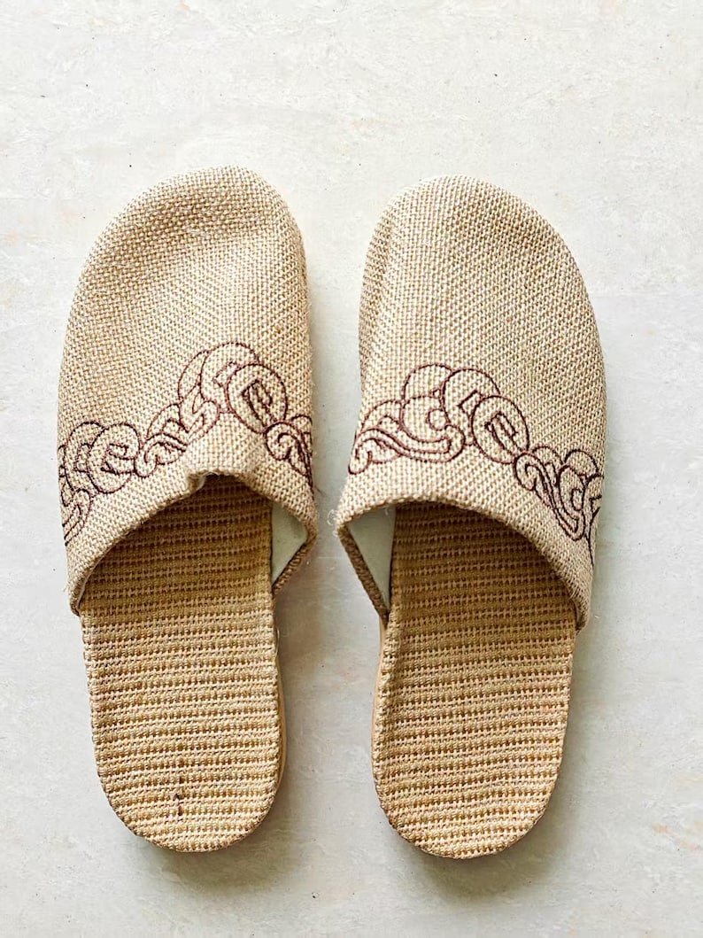 Chinese Style Linen Slide Slippers for Women, Summer Non-Slip Indoor Outdoor House Shoes, Breathable Comfortable Enclosed Toe Mules