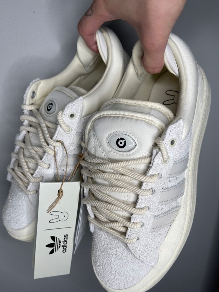 Campus "Cream" de adidas x Bad Bunny