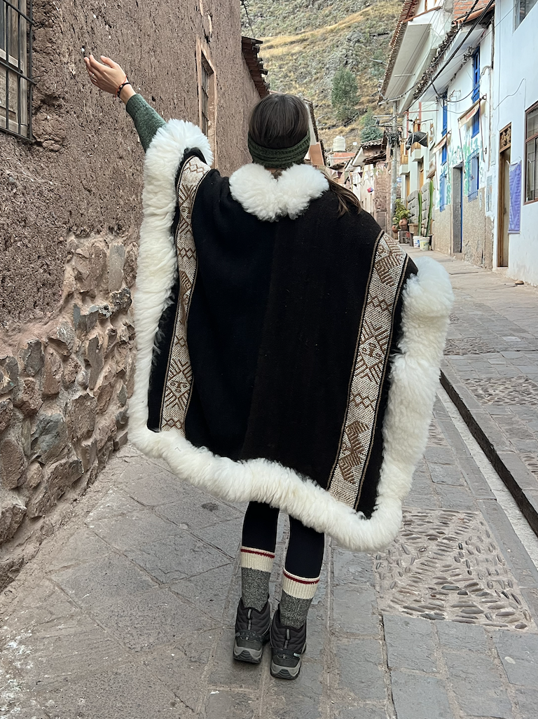 Handmade Baby Alpaca Poncho Black/White