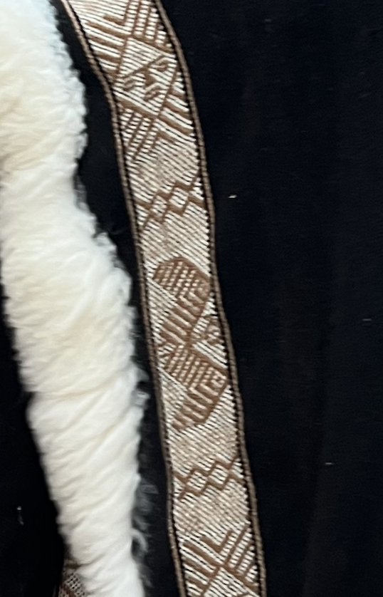 Handmade Baby Alpaca Poncho Black/White