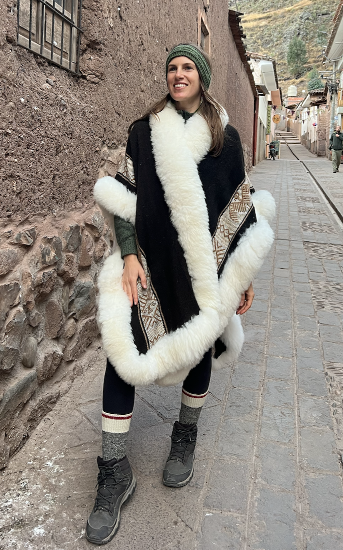 Handmade Baby Alpaca Poncho Black/White