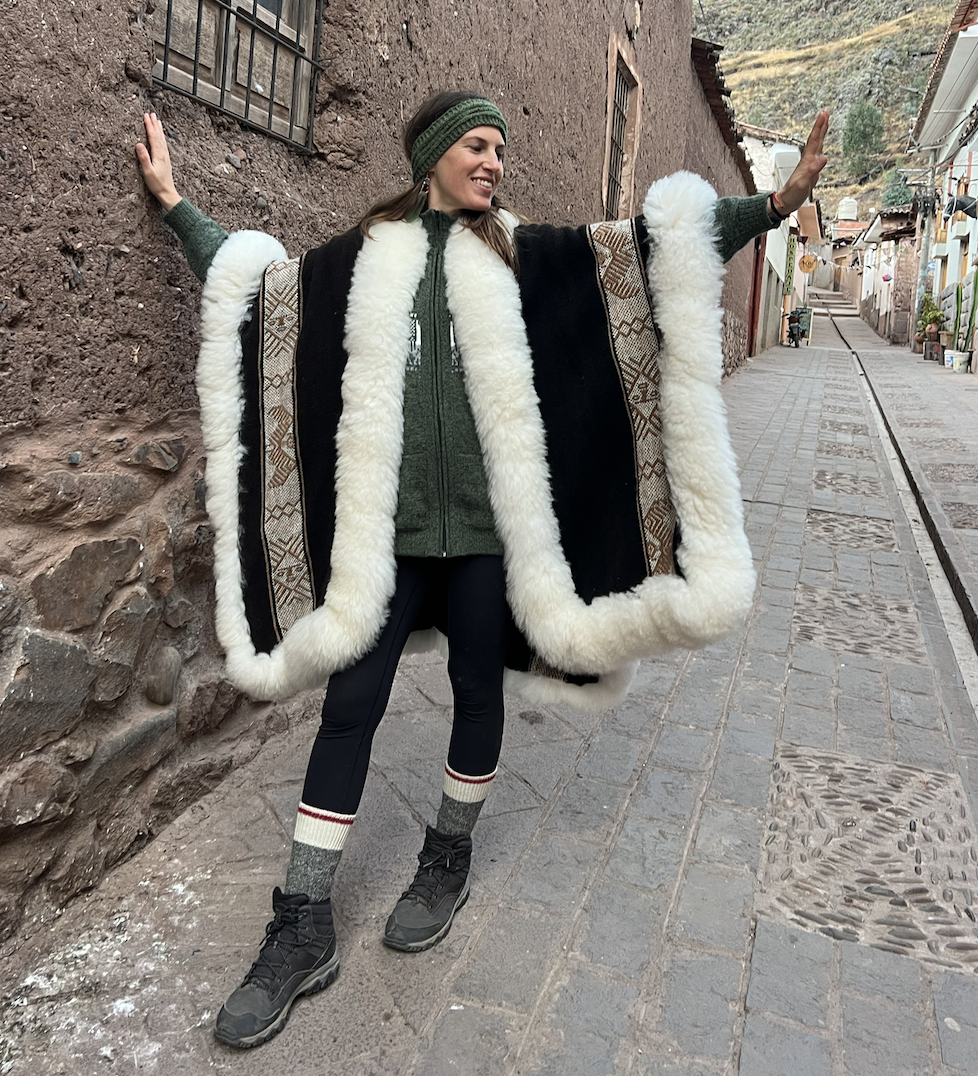 Handmade Baby Alpaca Poncho Black/White