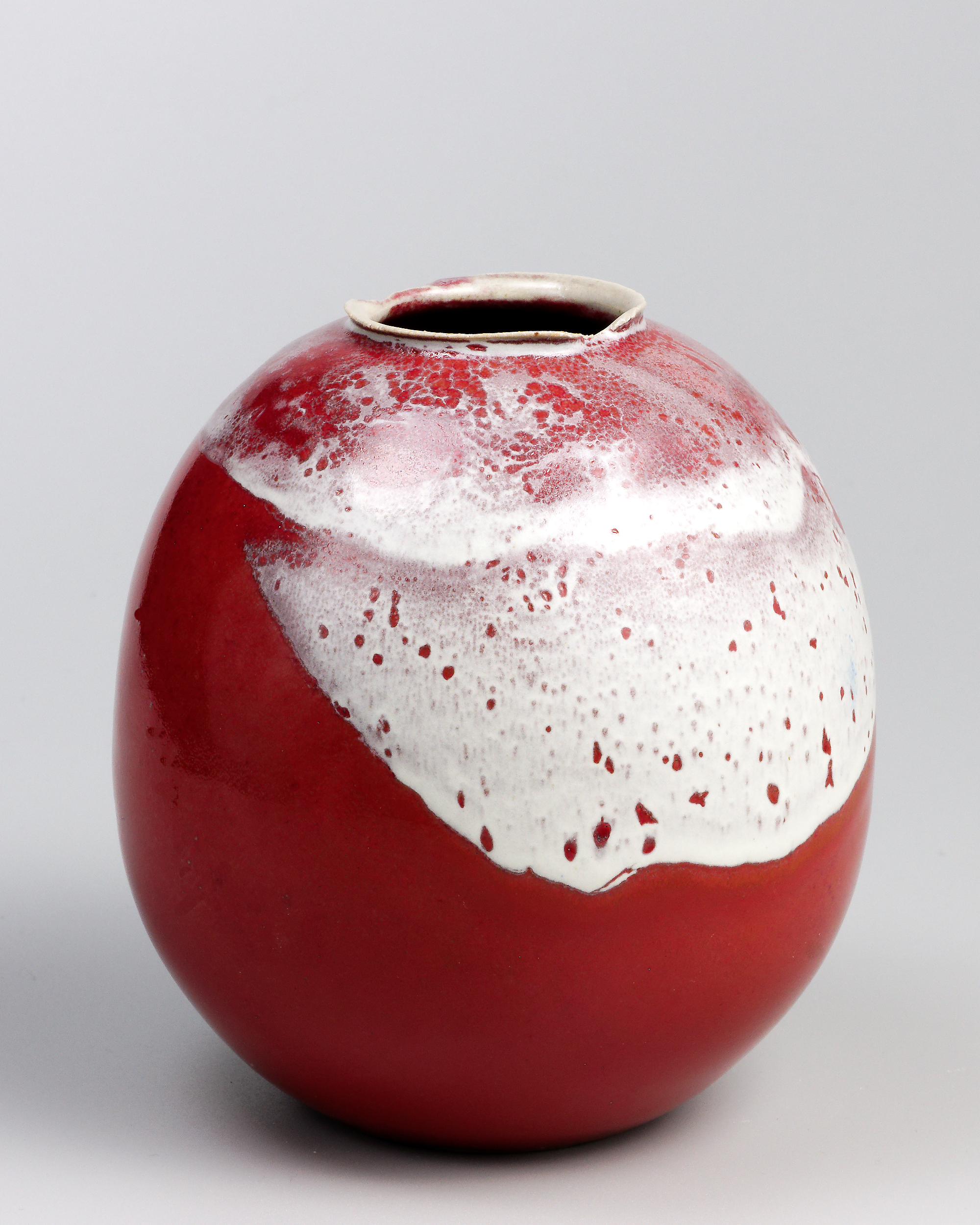 Vase en grés blanc hauteur 14 cm