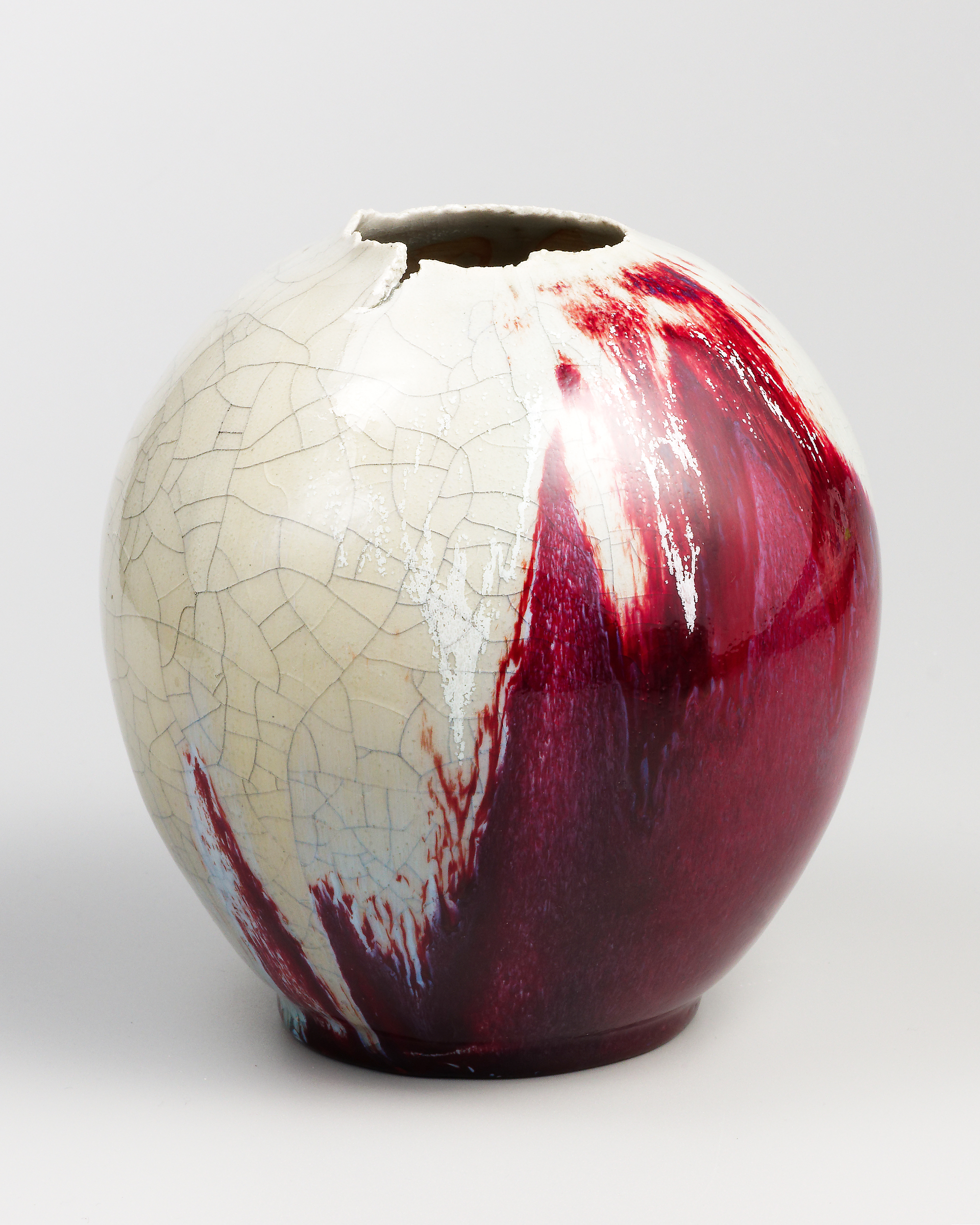 Vase en grés blanc hauteur 17 cm