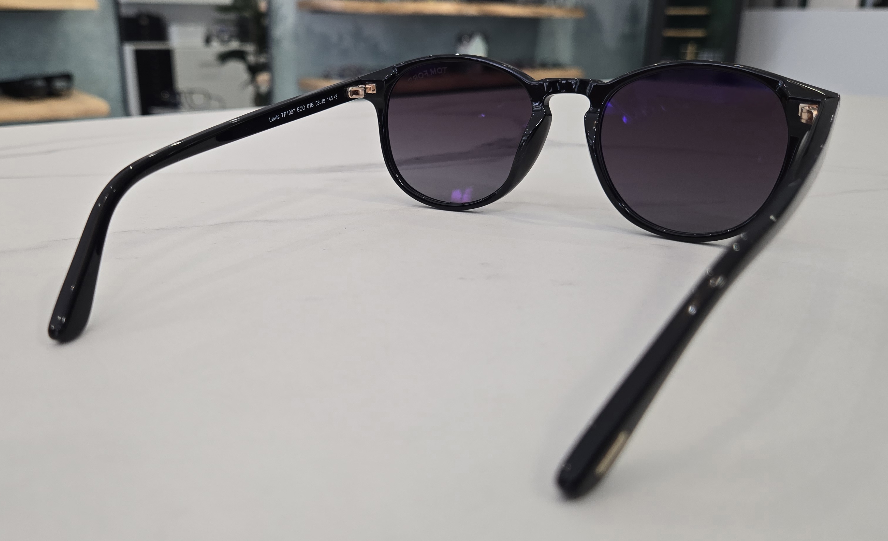 TOM FORD - LEWIS