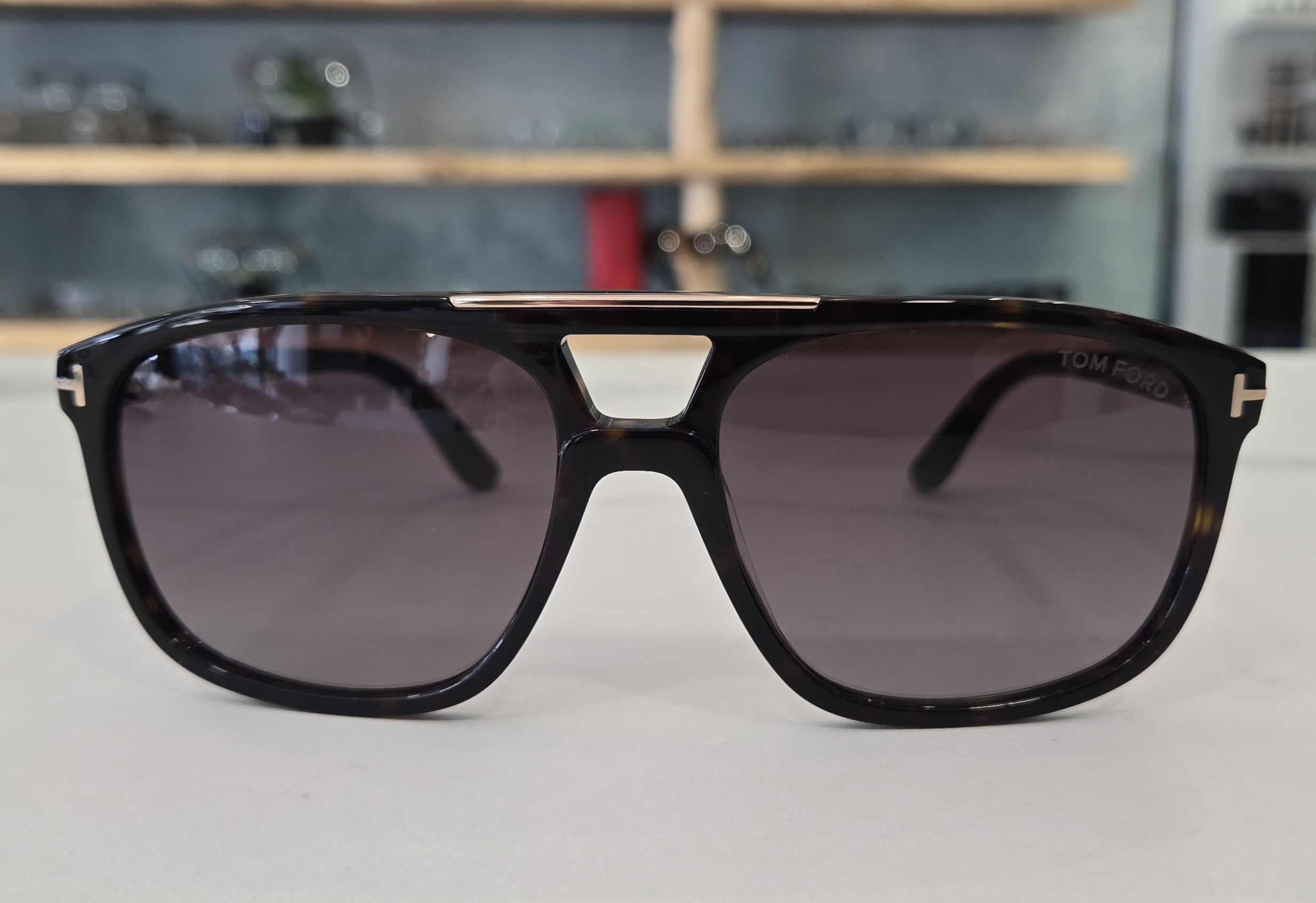 TOM FORD - BRIANNA-02