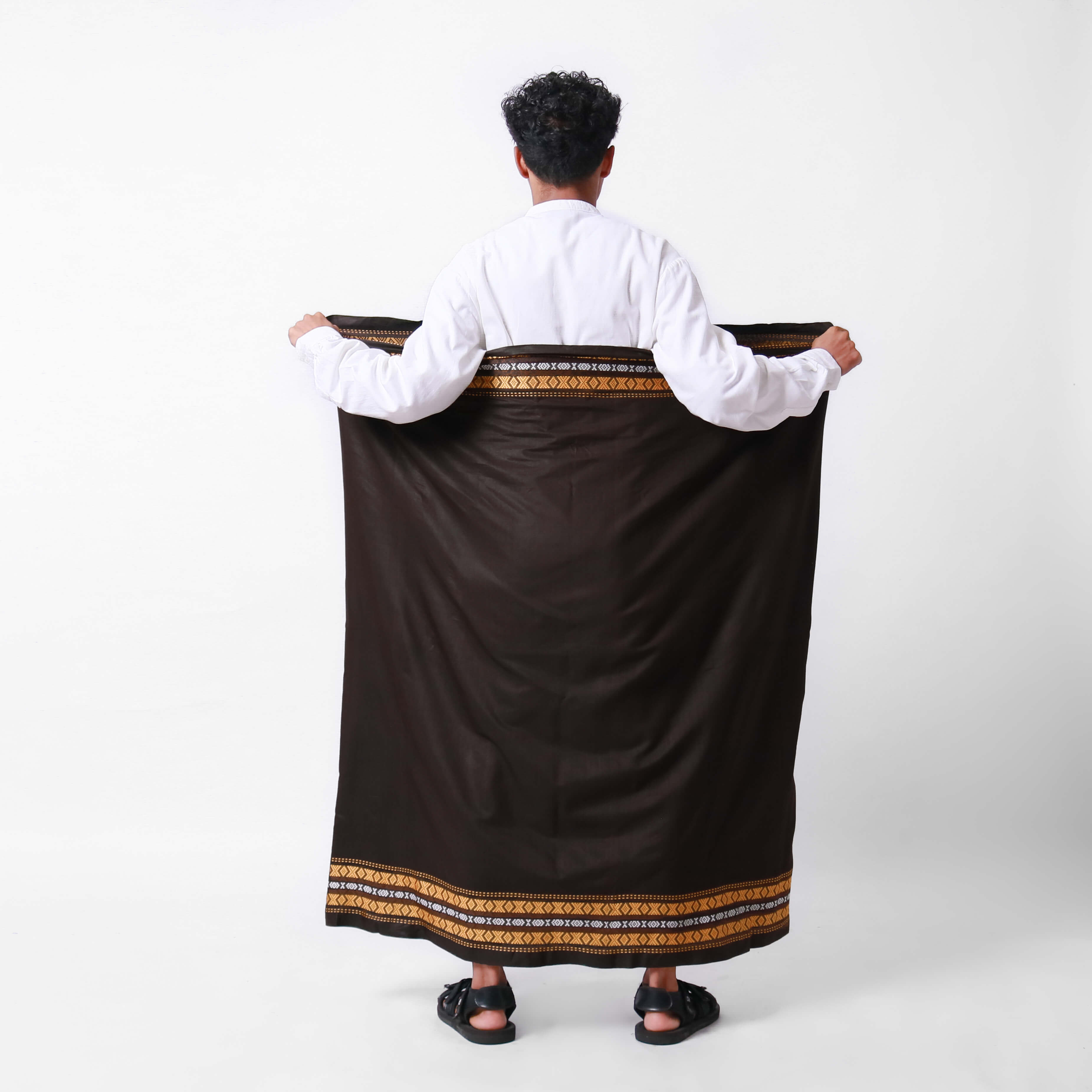 Sarung Tenun Pria