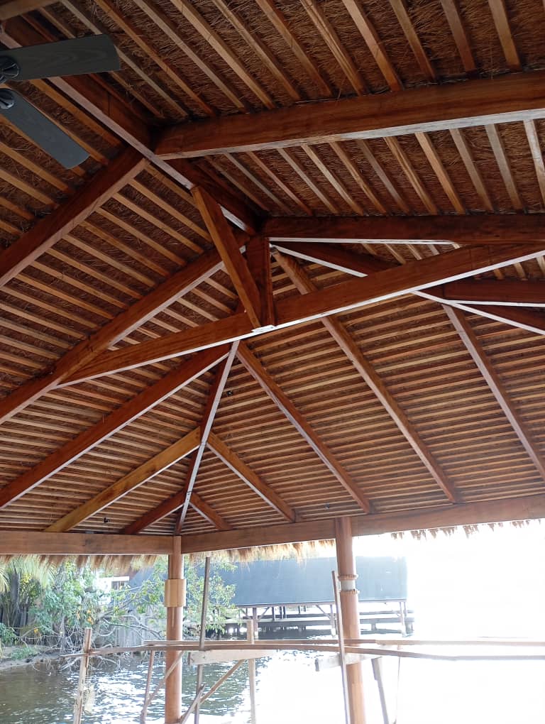 Charpente Métallique & Bois – Conception, Fabrication et Installation sur Mesure