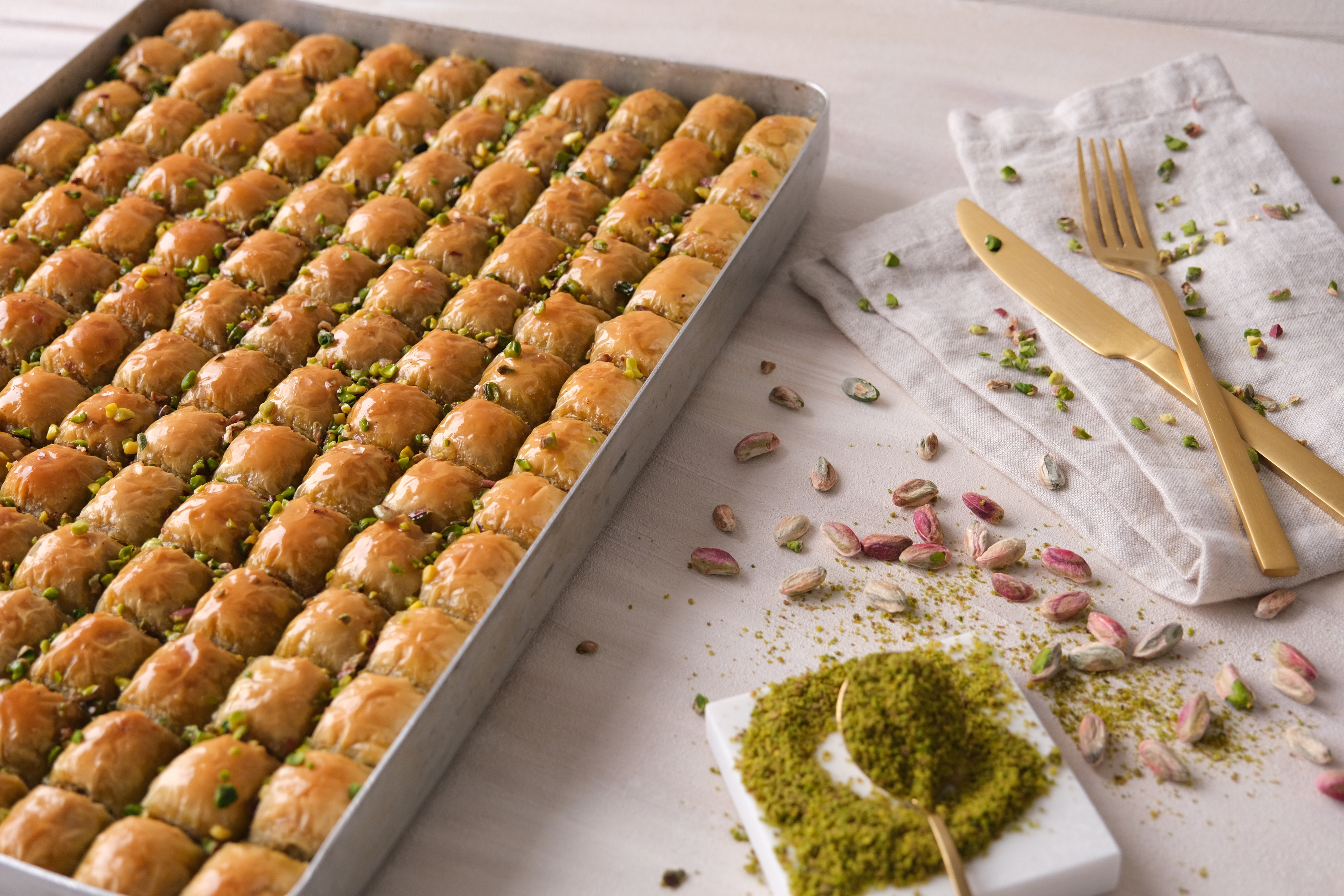 Fıstıklı Küçük Özel Baklava  (1.5 kğ )