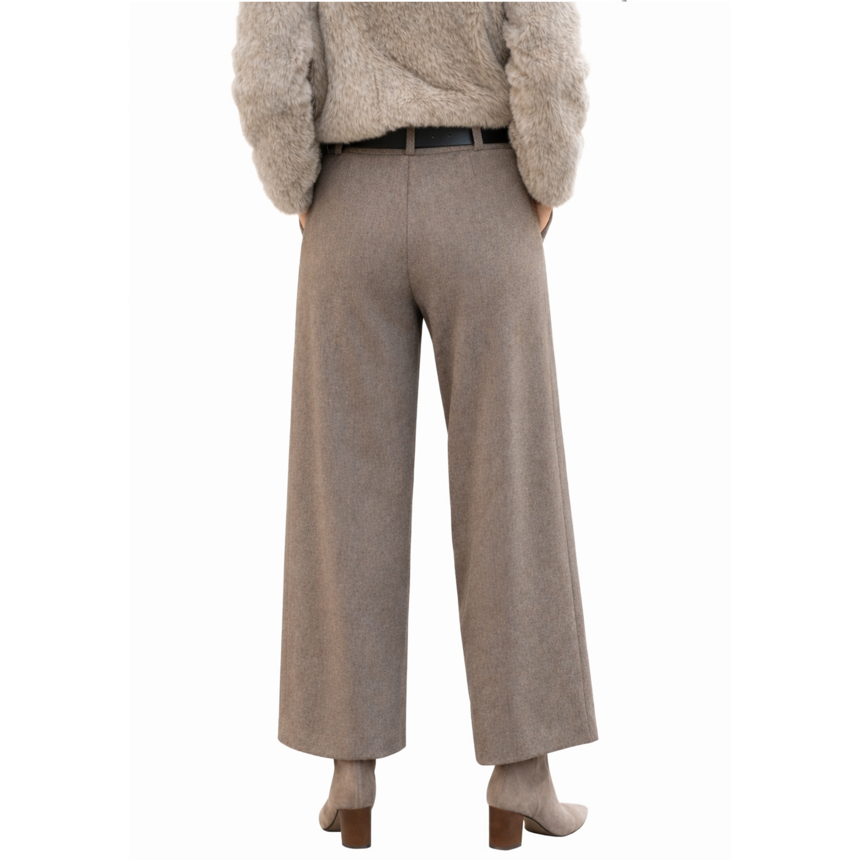“Women’s palazzo pants”.