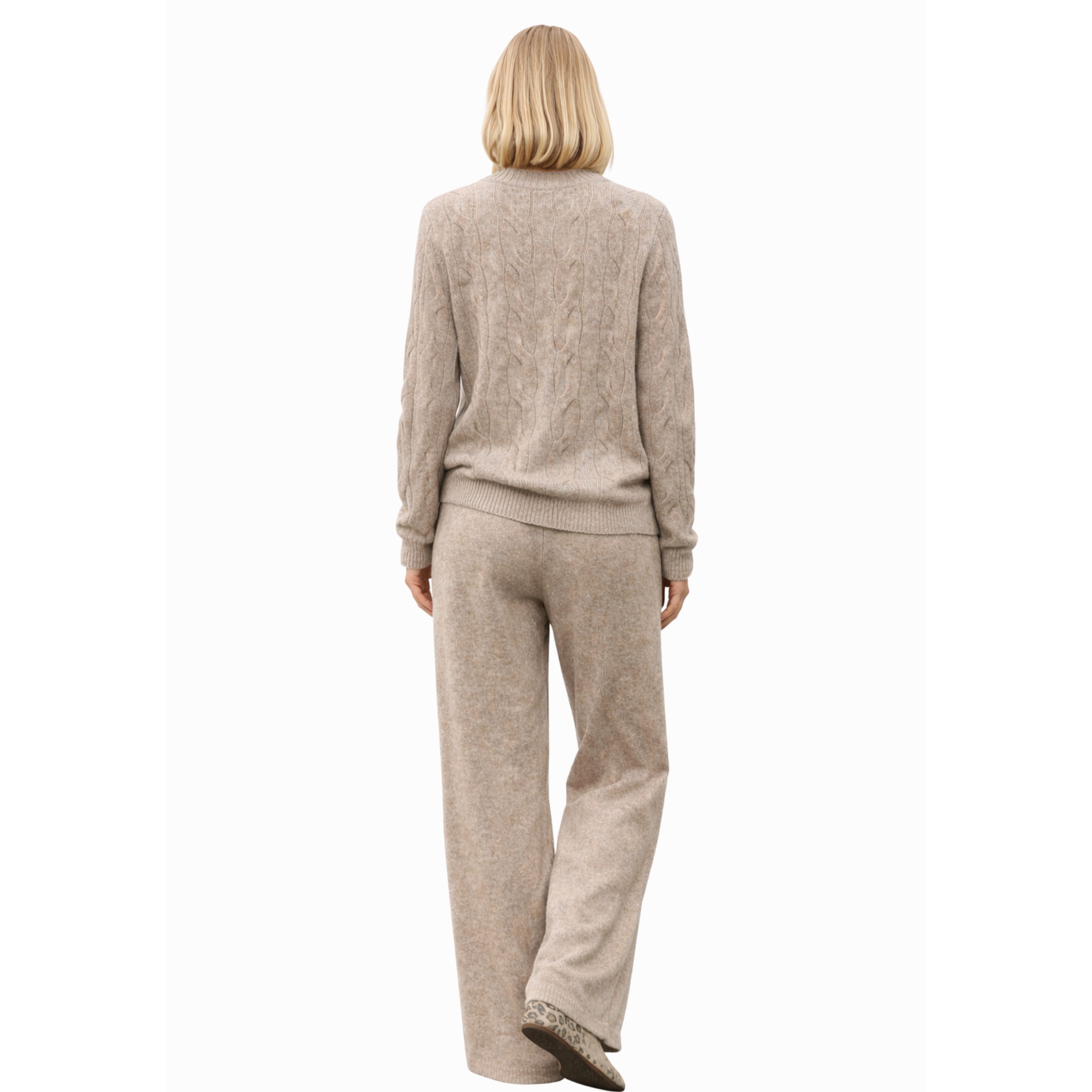 “Cashmere sweater and pants set”