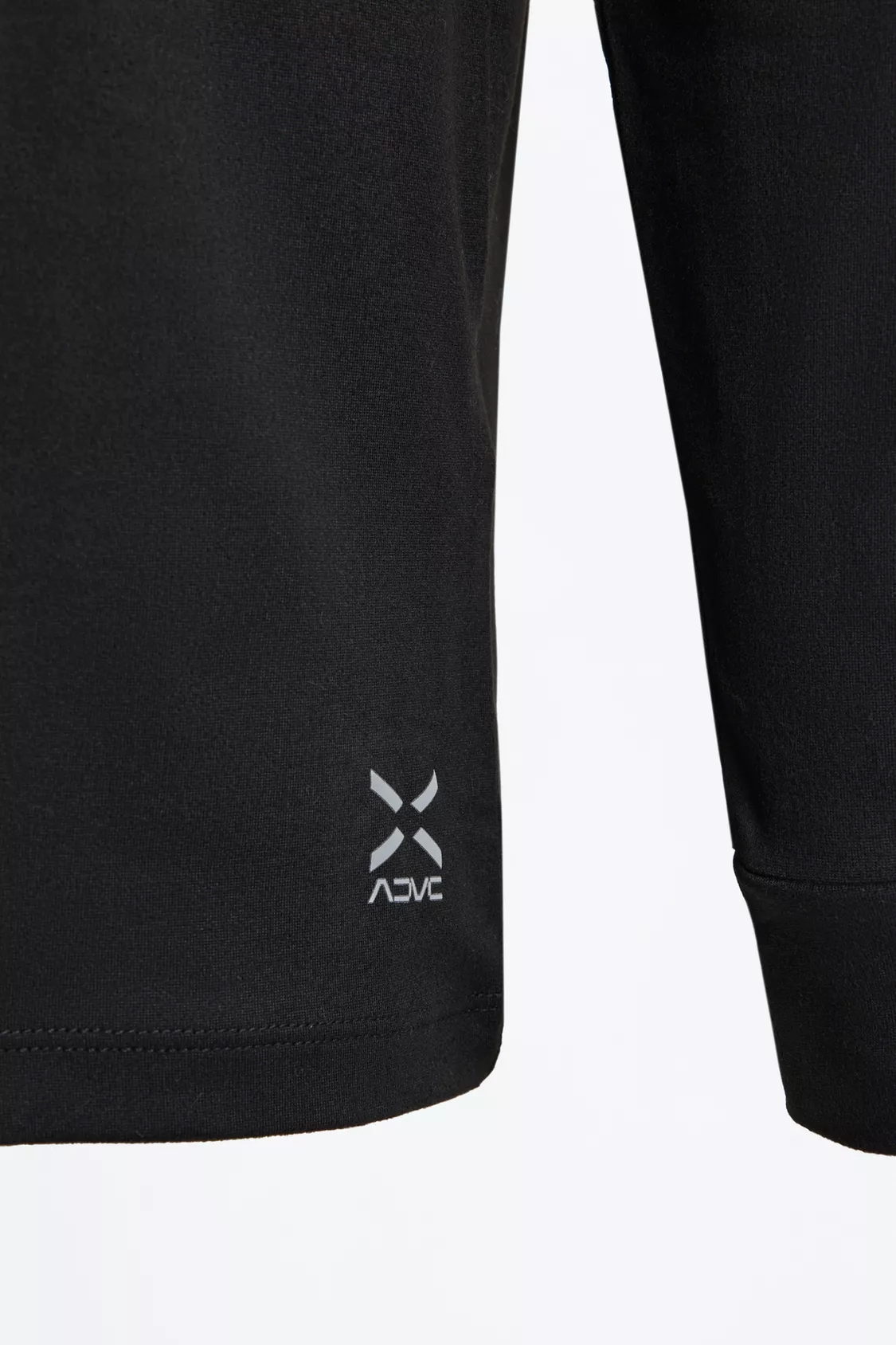 Camiseta térmica preta de manga comprida