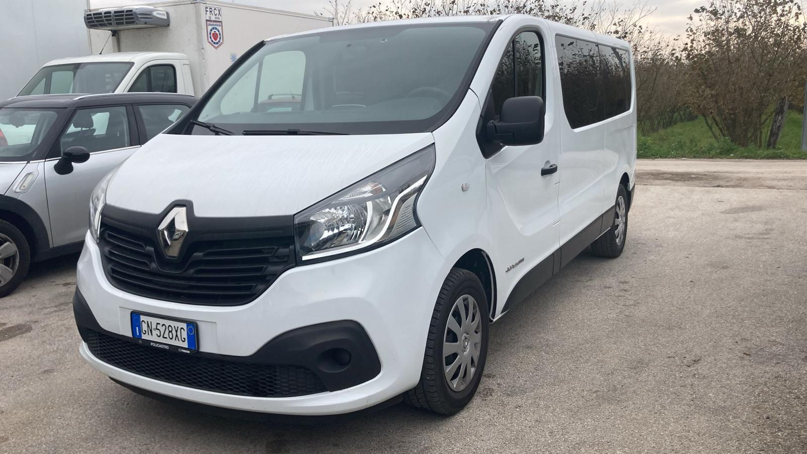 Renault Trafic Combi 9 posti