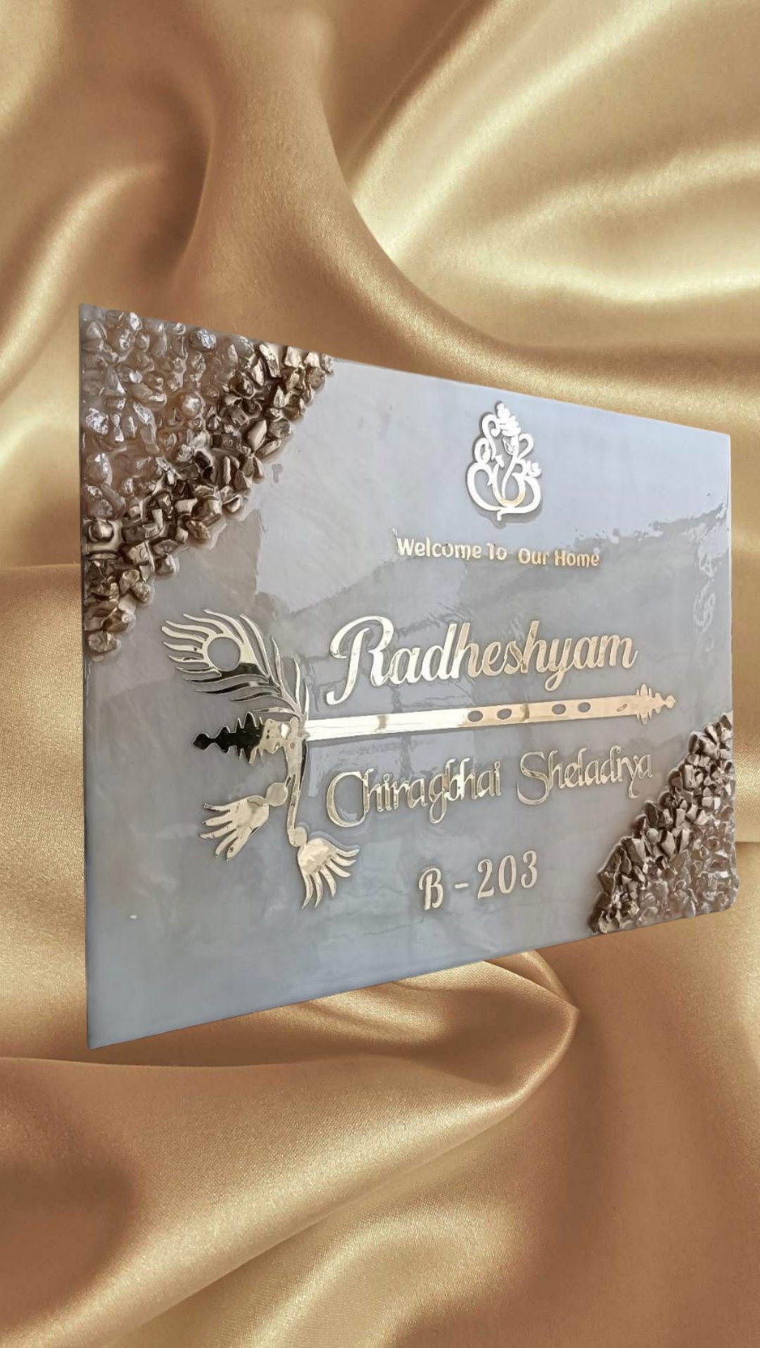 Elegant Radha Krishna-Themed Nameplate