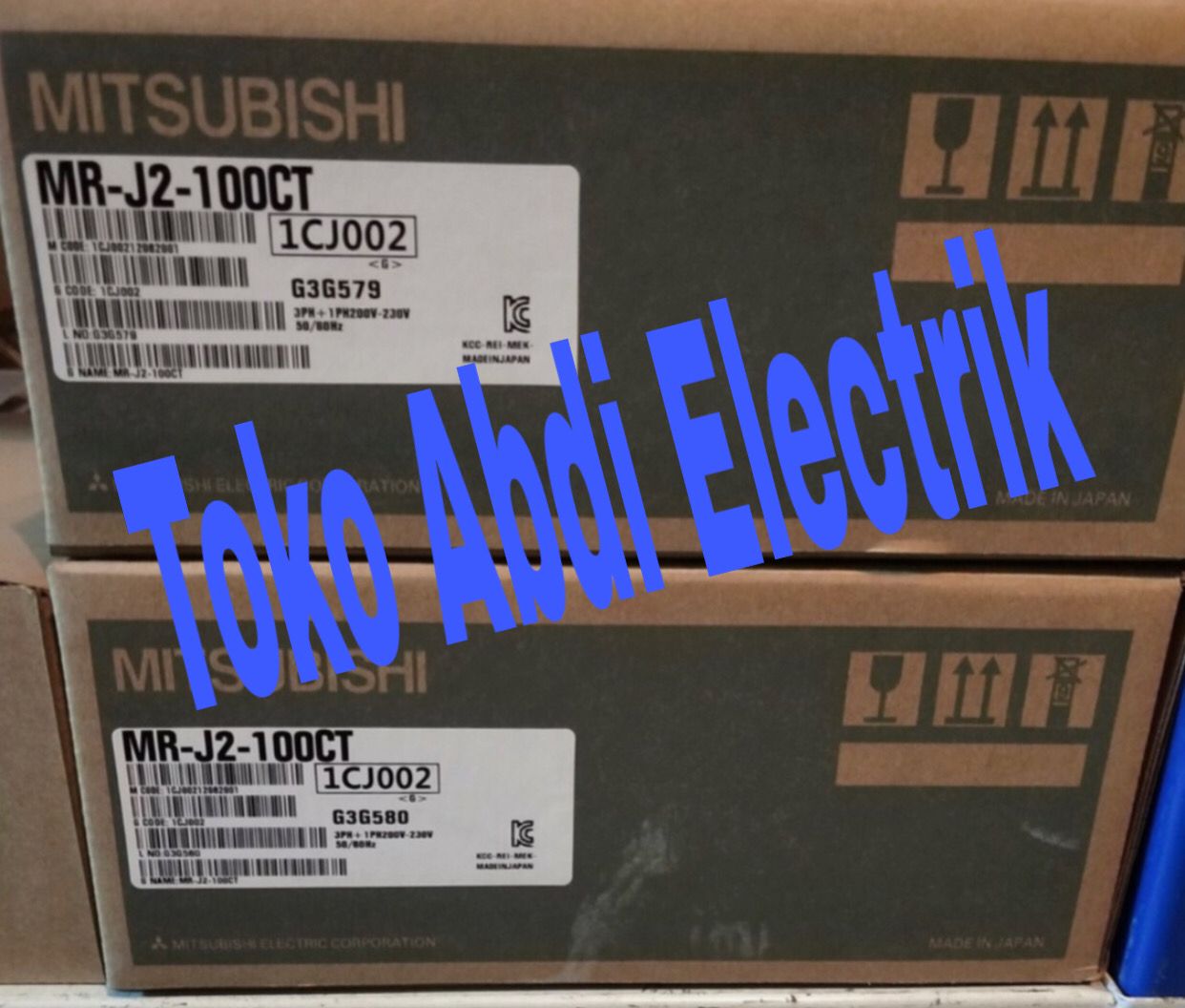 MR-J2-100CT MR-J2-200CT Mitsubishi Servo Drive Original