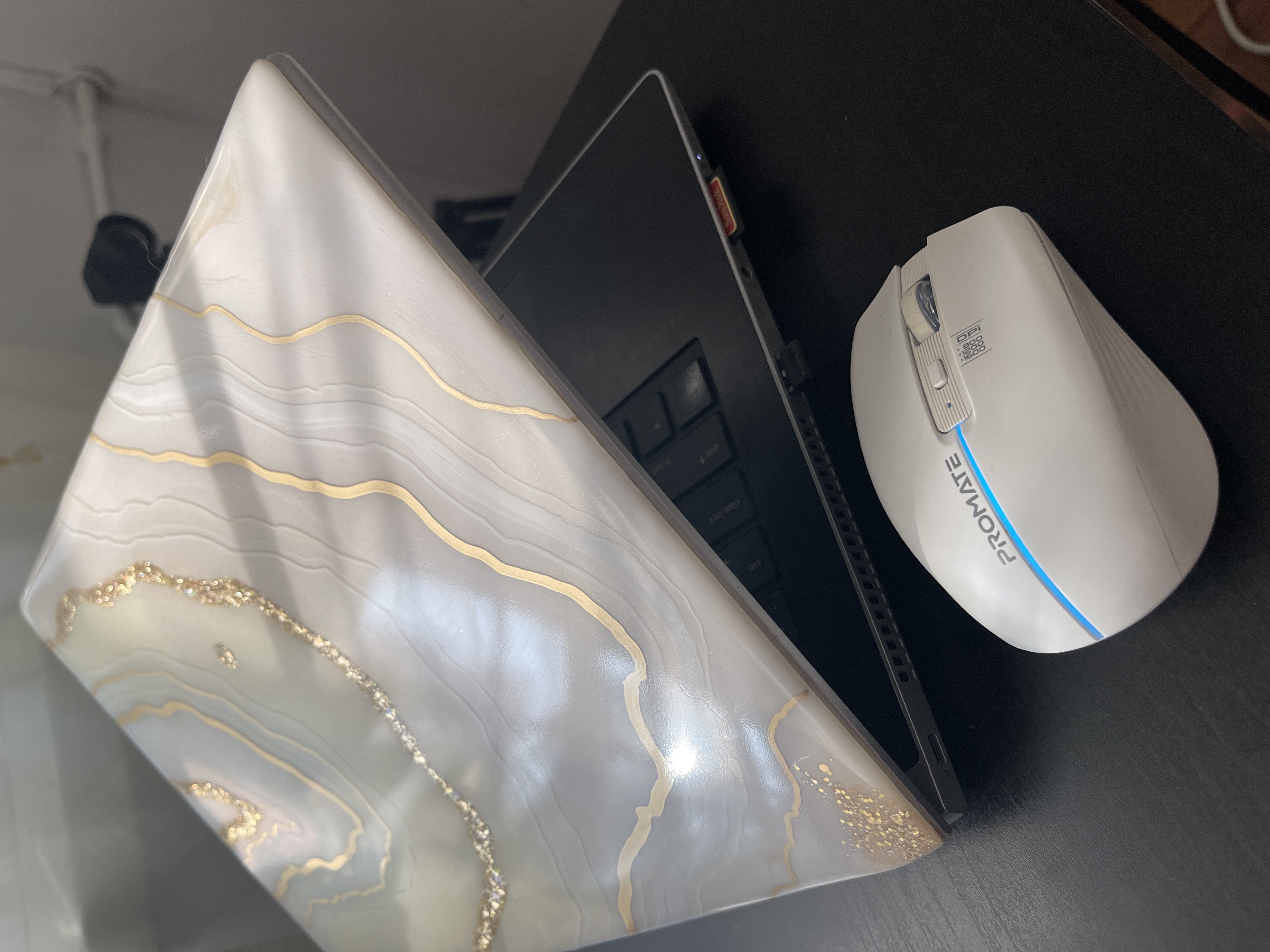 Coperta Laptop Geode Style Personalizata