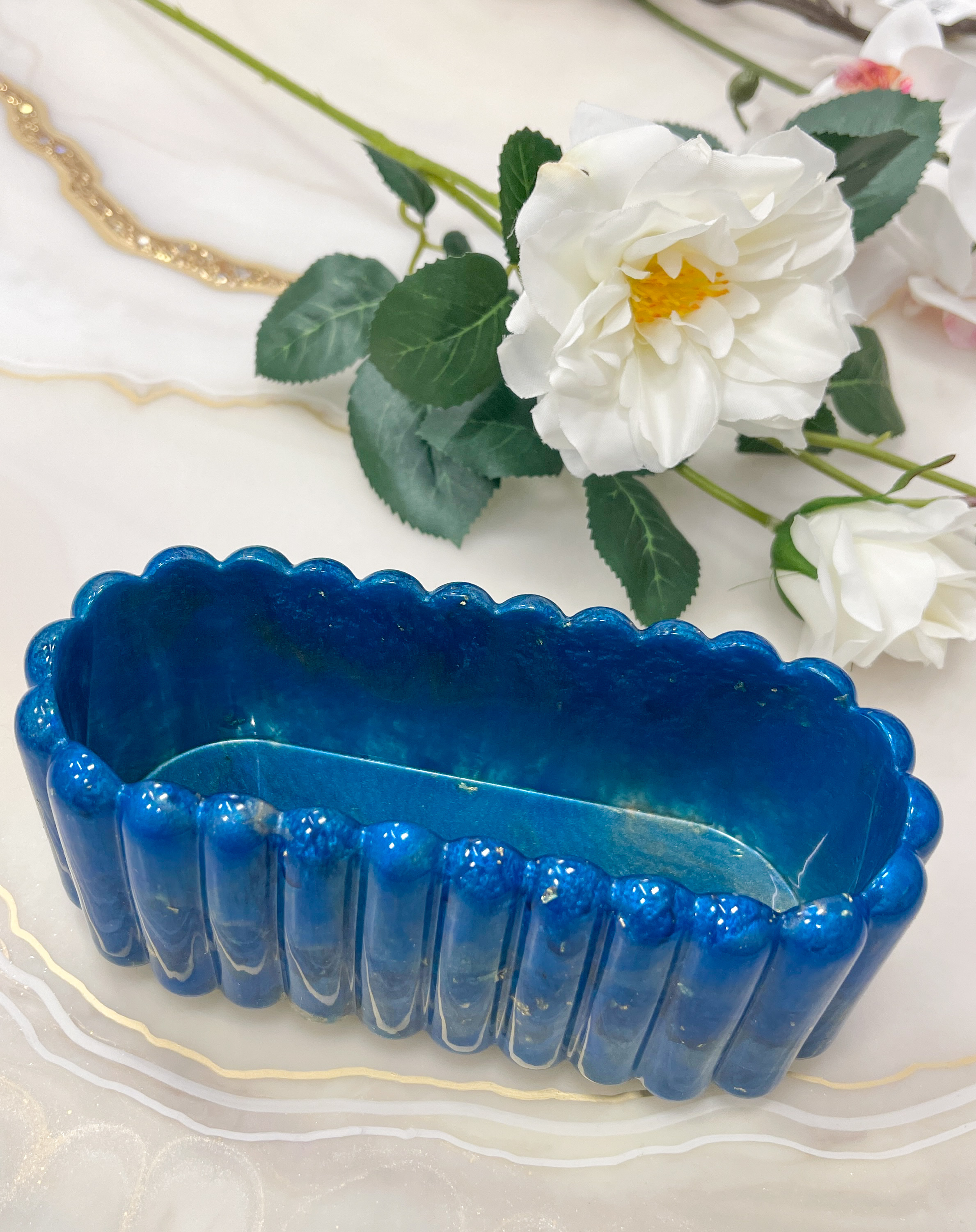 Cutie bijiterii albastru & auriu