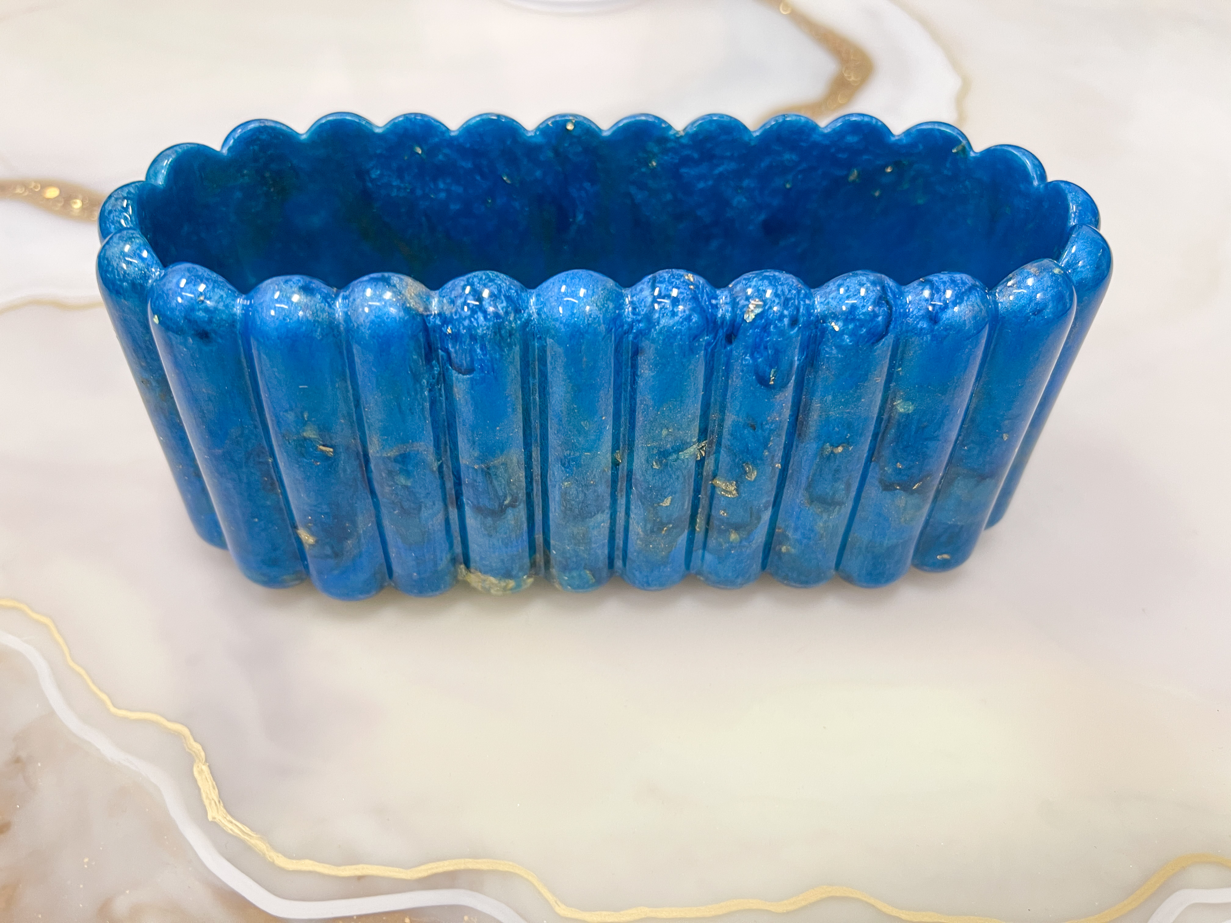 Cutie bijiterii albastru & auriu