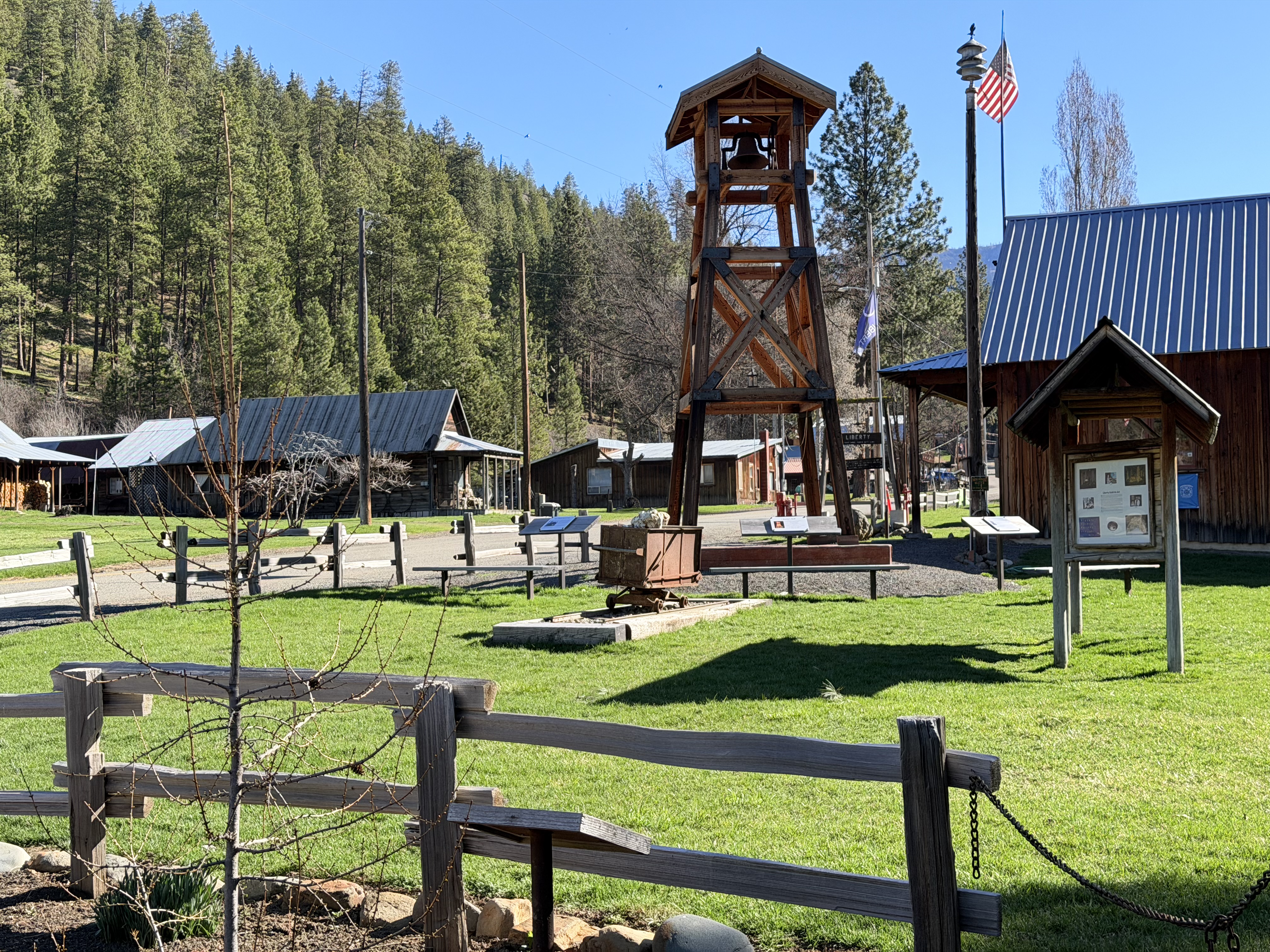 Historical Town of Liberty, Washington Photo Bundle (5-Pack)