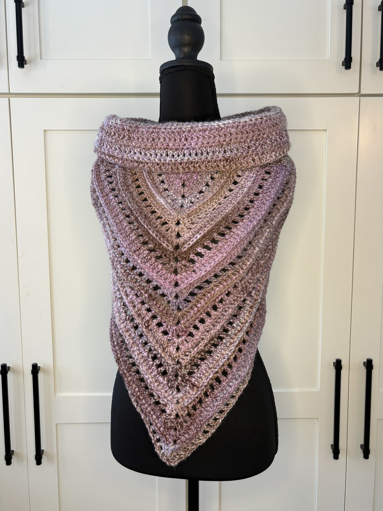 🌸 Mauve Mornings Cozy Cowl