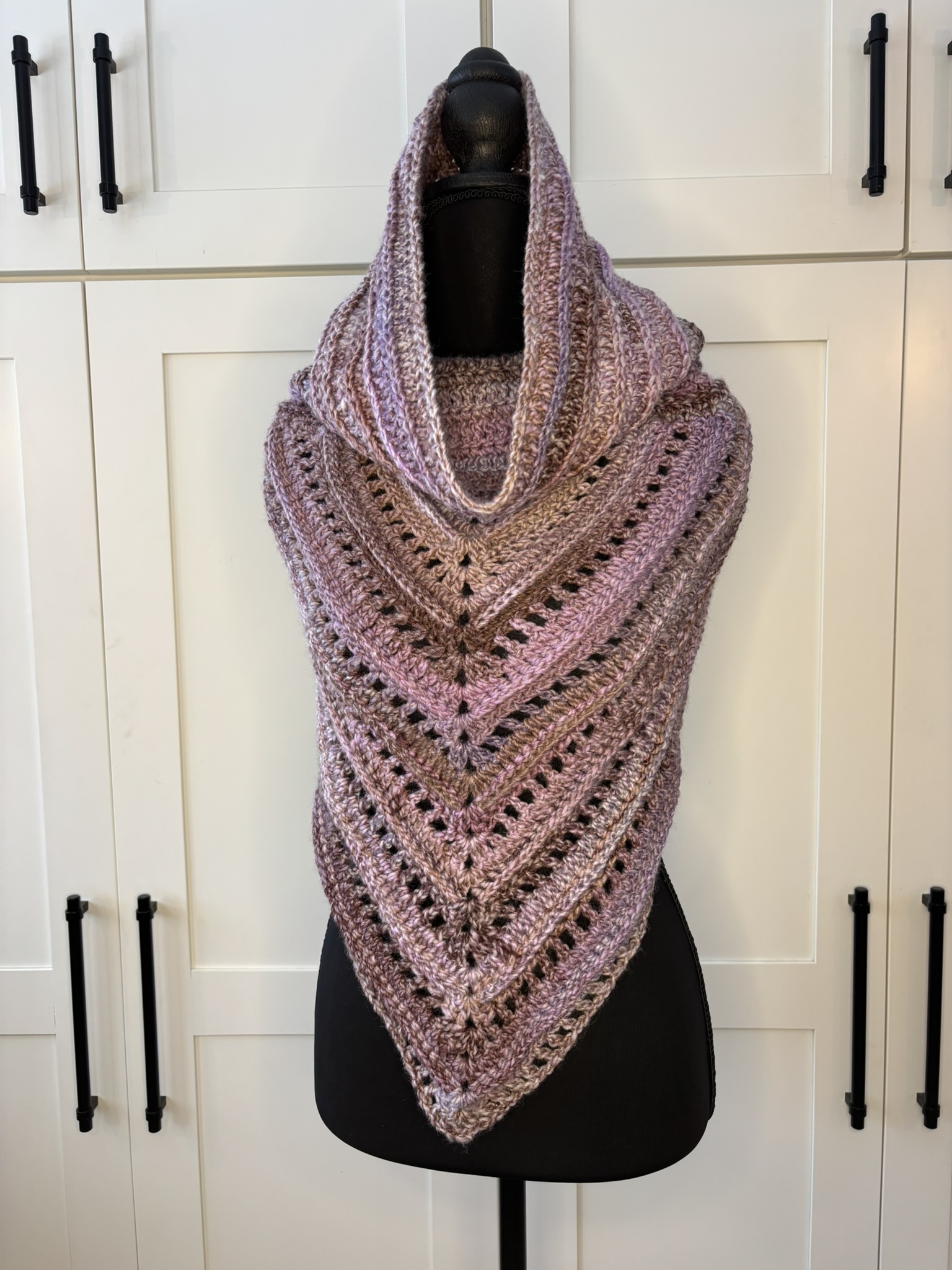 🌸 Mauve Mornings Cozy Cowl