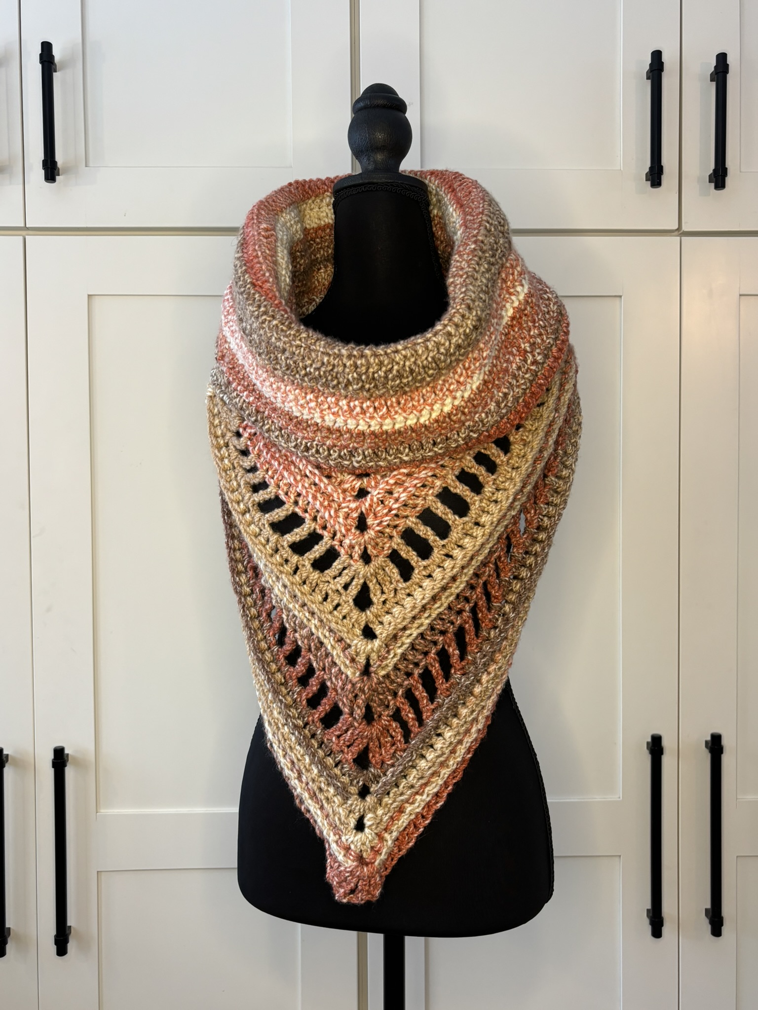 🍁 Harvest Hearth Hooded Cowl