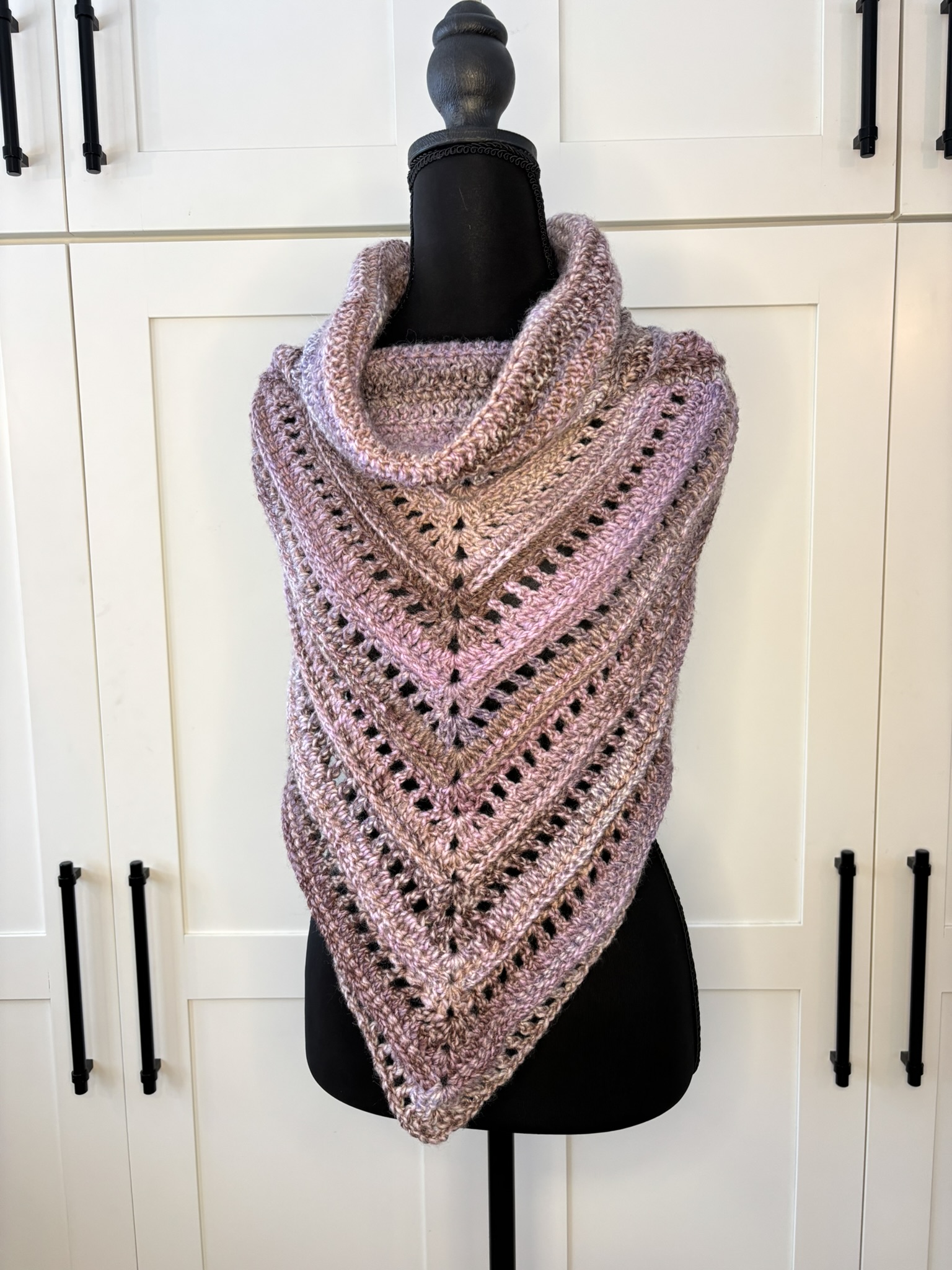 🌸 Mauve Mornings Cozy Cowl