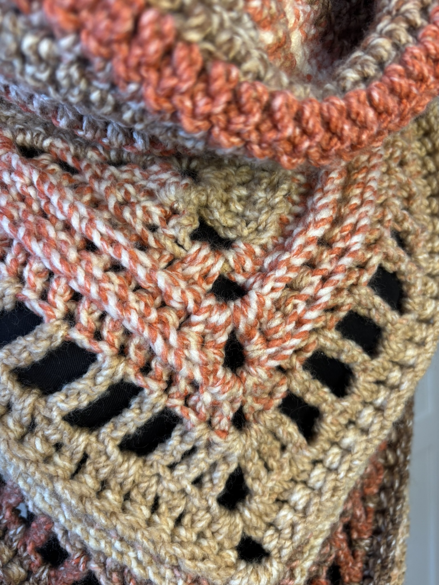 🍁 Harvest Hearth Hooded Cowl