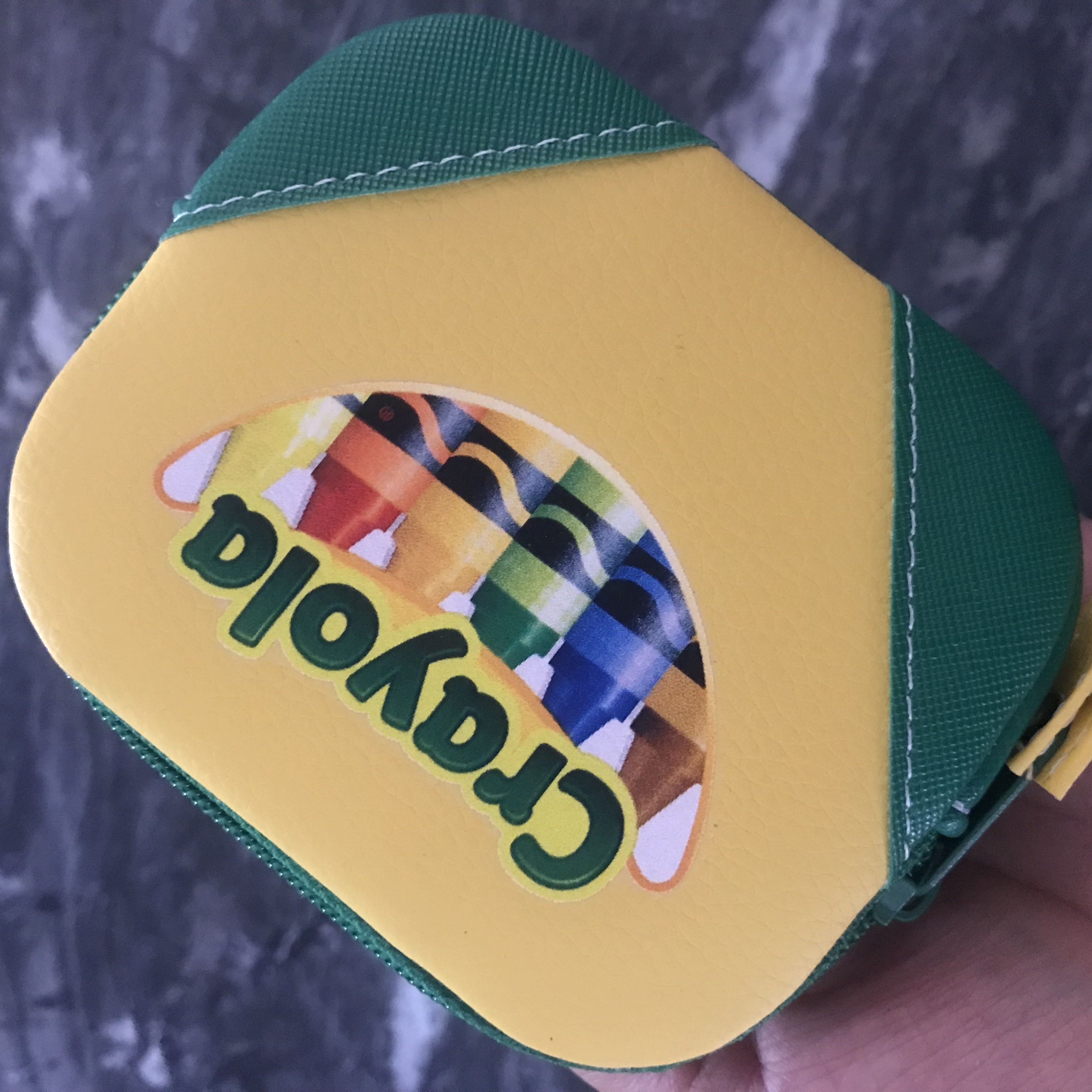 Monedero Crayola