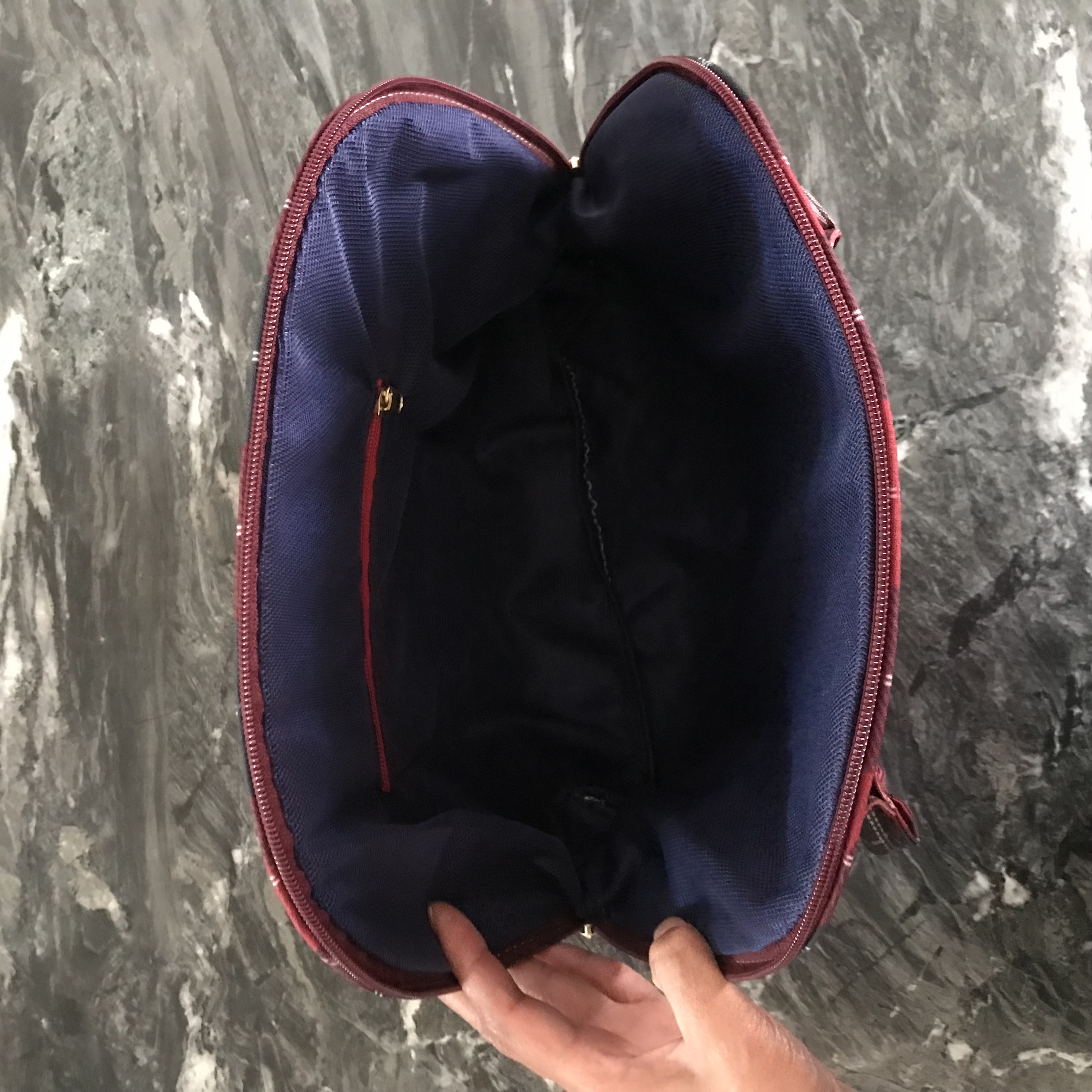 Bolsa Semicircular Harry Potter Gryffindor