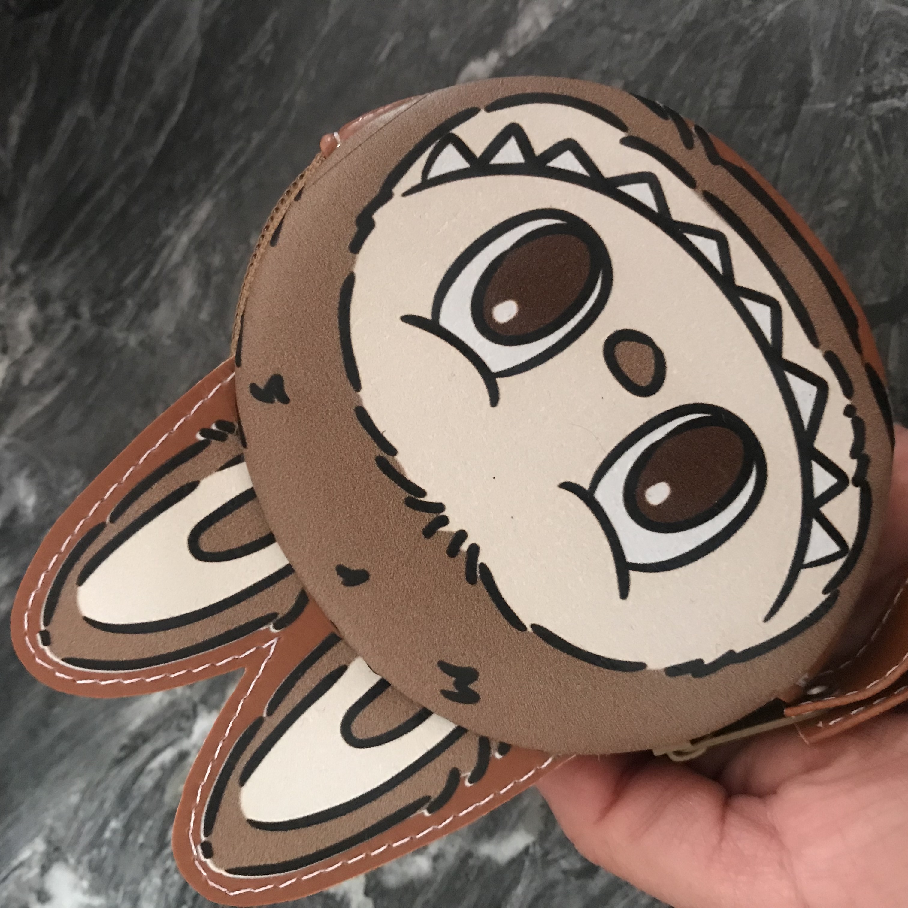 Monedero Labubu Marrón