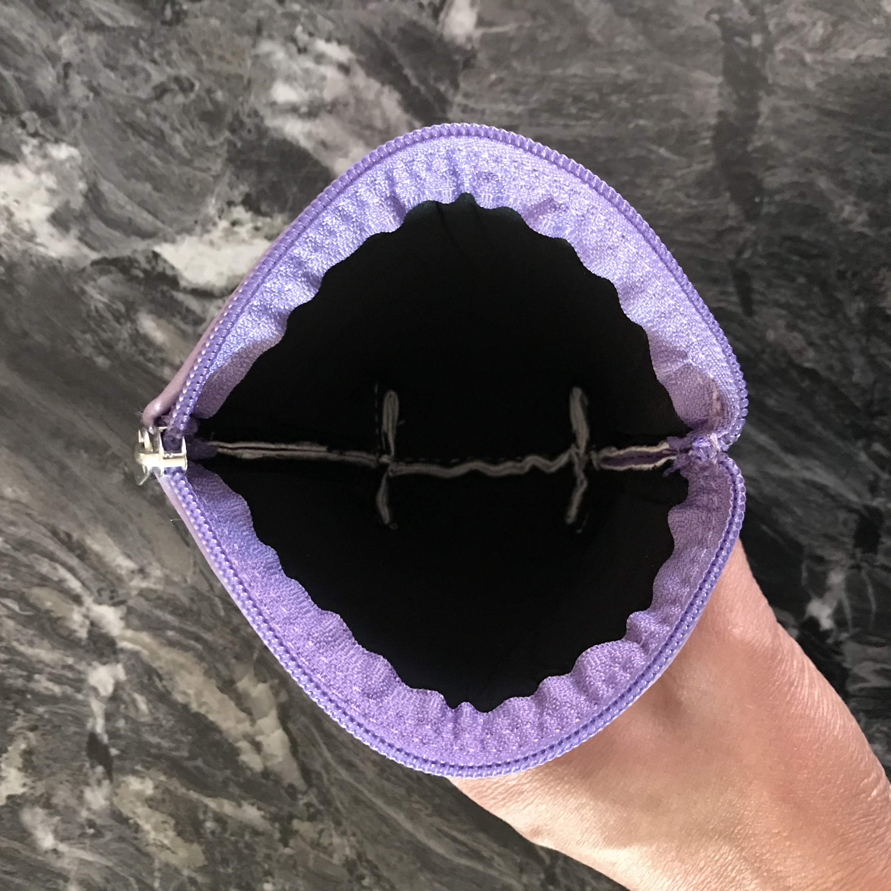 Monedero Cuadrado Snoopy Arcoiris