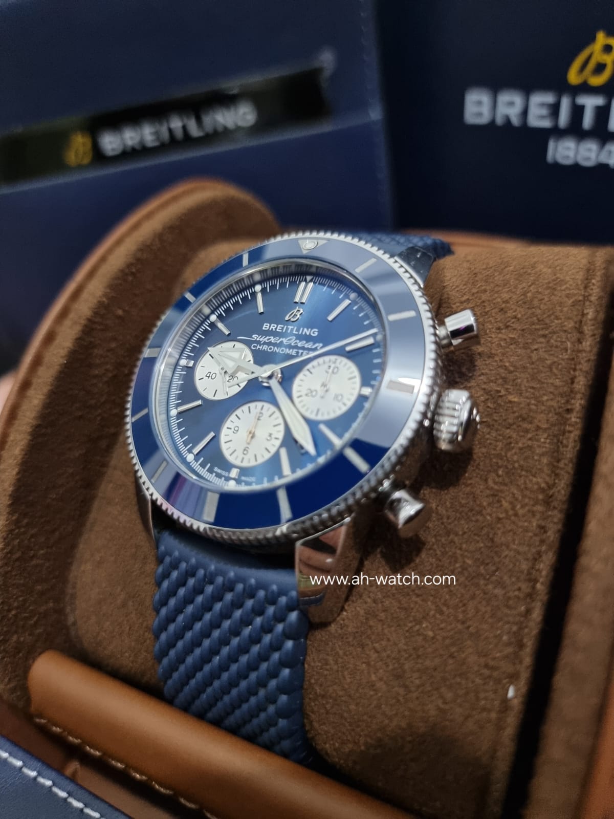 Breitling Superocean Automatic