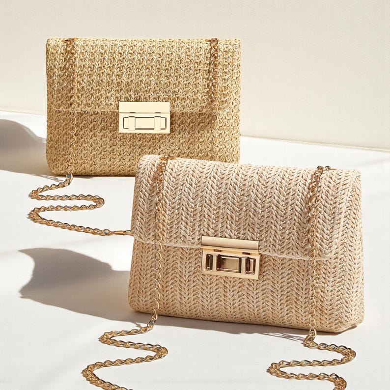 Woven Straw Crossbody Bag: Handwoven Boho Purse with Gold Chain