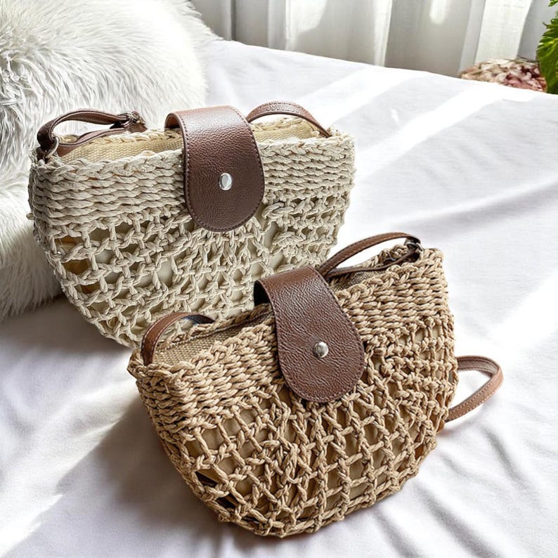 Straw Crossbody Bag for Women | Handmade Rattan Summer Purse | Boho Semicircle Beach Tote | Woven Travel Handbag with Zipper