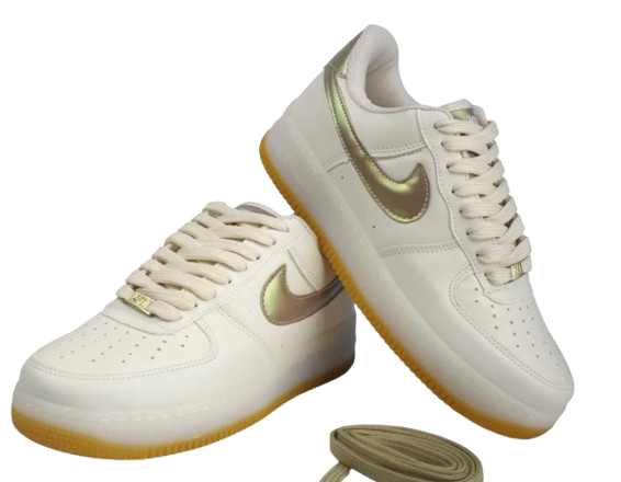 Tênis Nike Air Force 1 Metálico