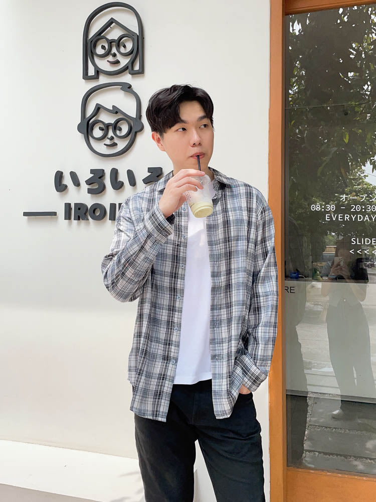 Kemeja Flanel Kotak-Kotak Pria