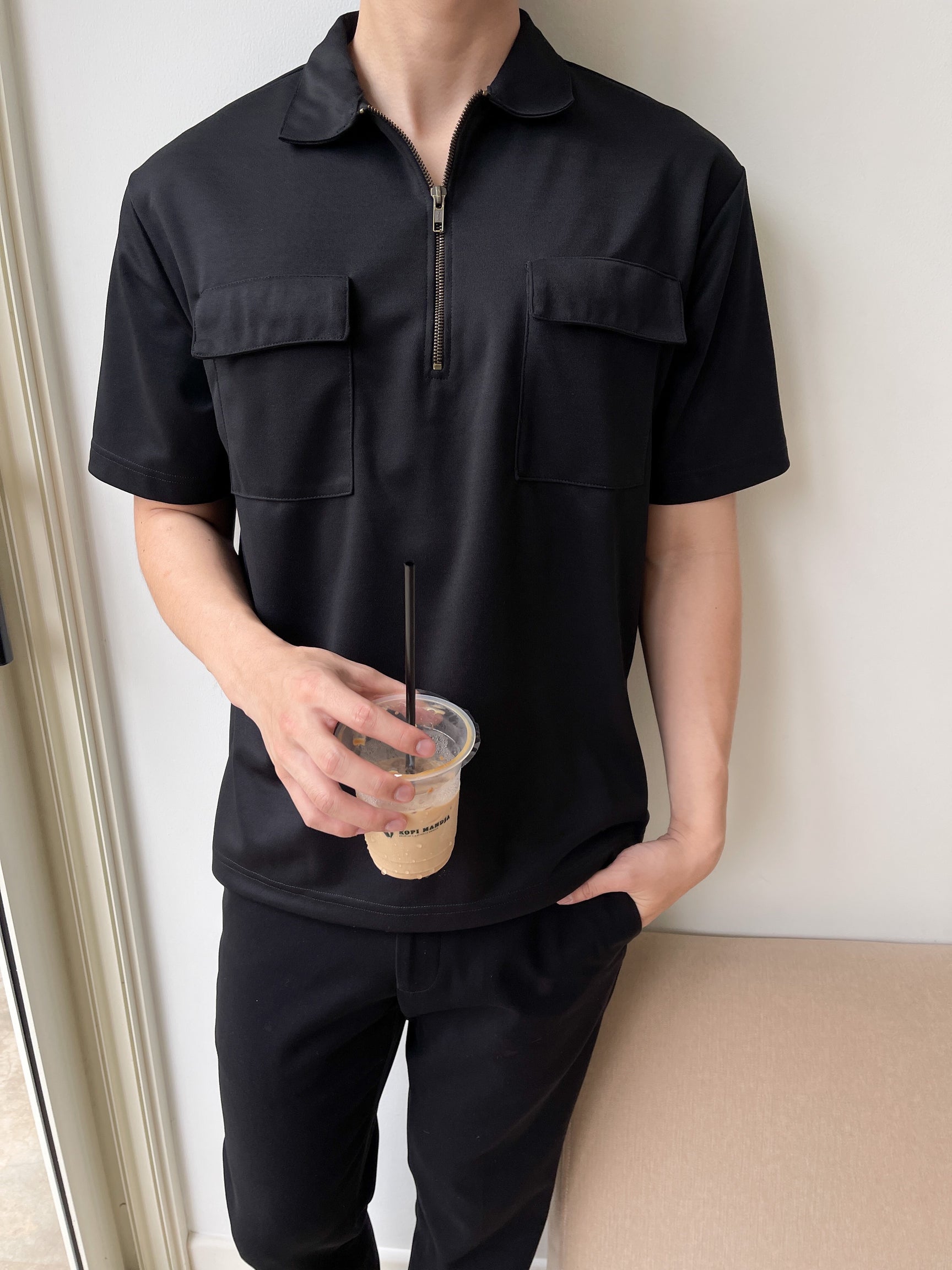 Kaos Polo Hitam Pria