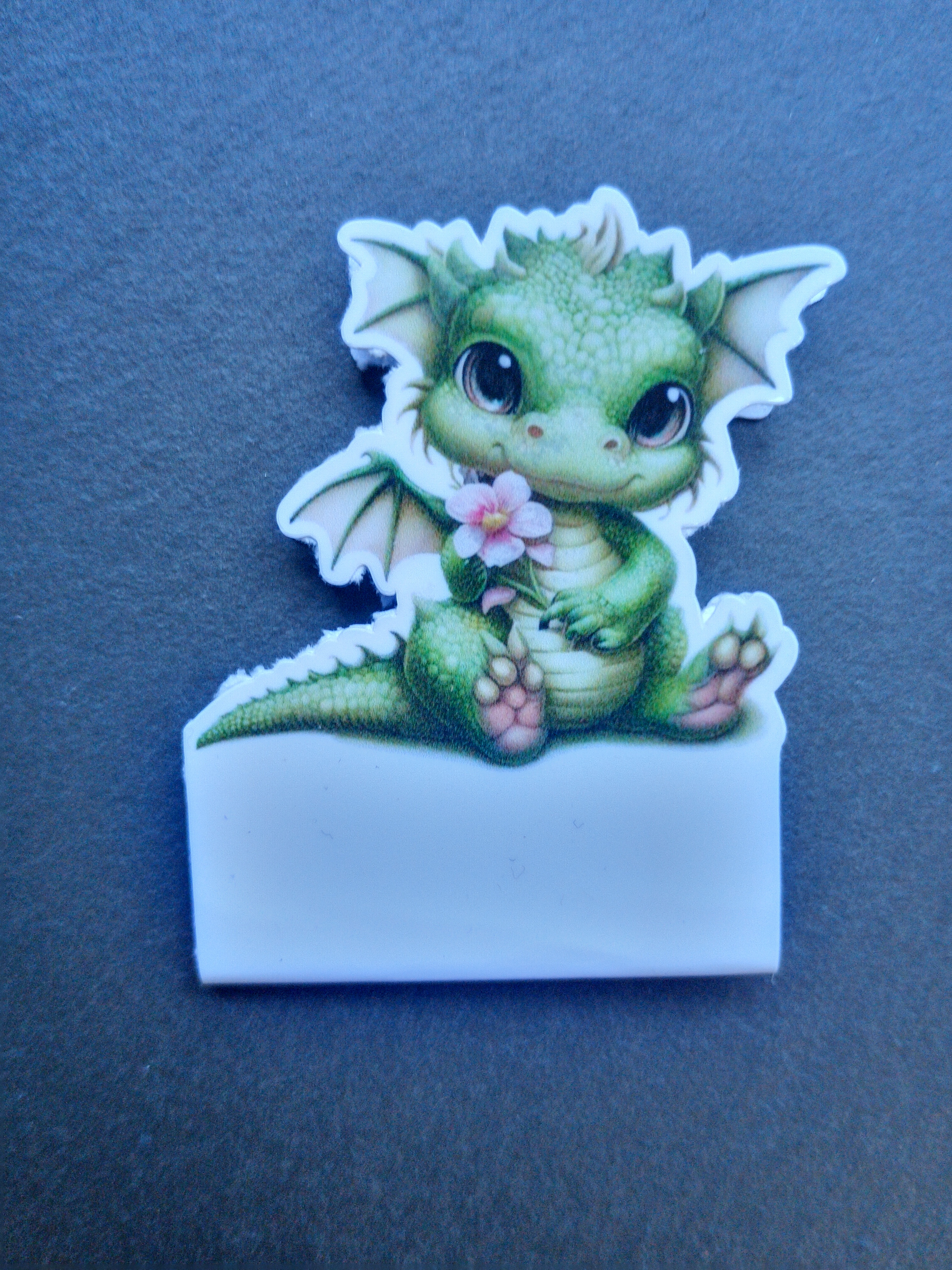 marque page aimanté bébé dragon