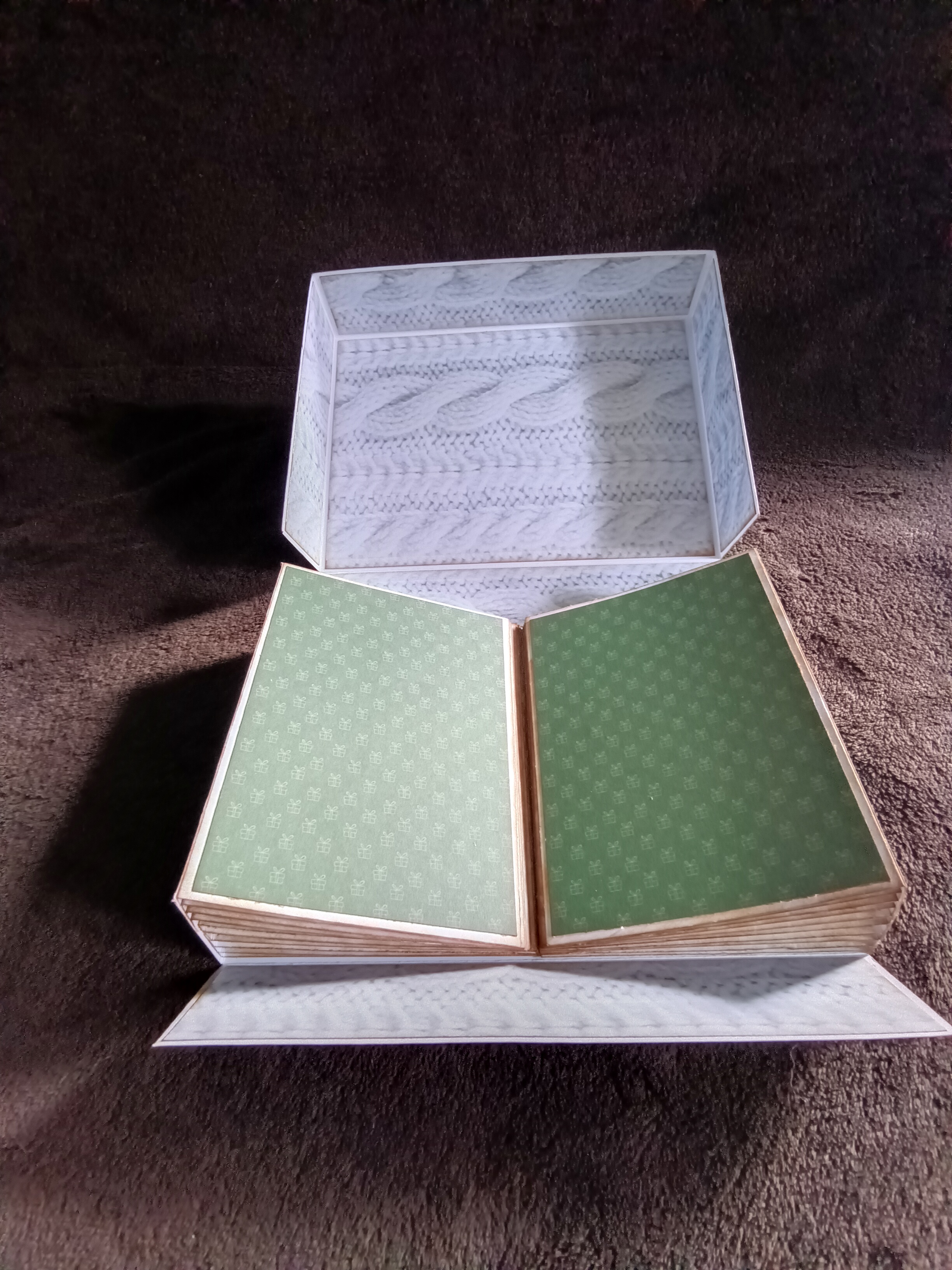 Boîte à souvenirs artisanale