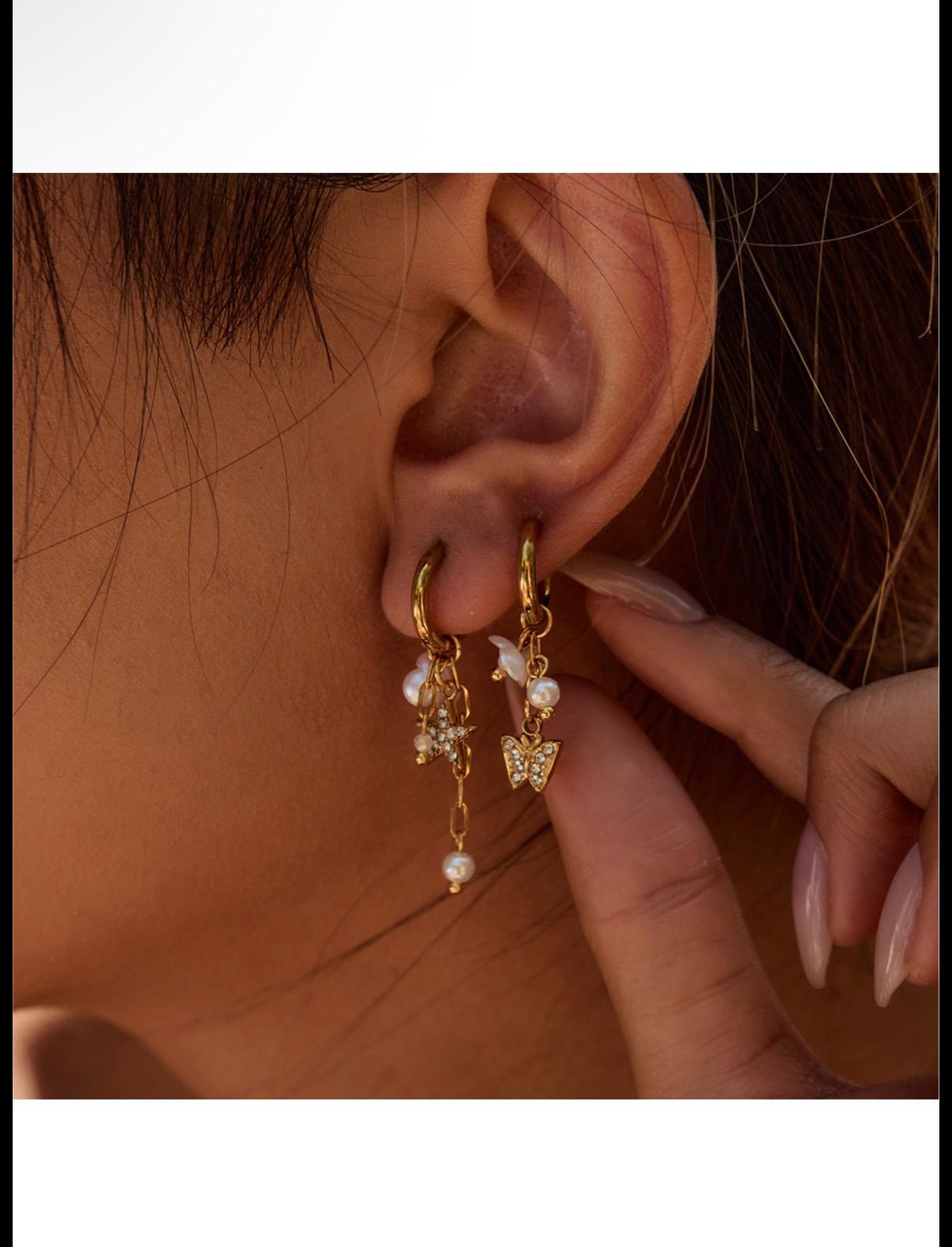 Boucles d'oreilles papillon doré et perles