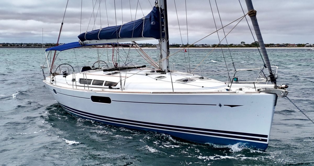 2011 Jeanneau Sun Odyssey 44i – Performance & Comfort Combined