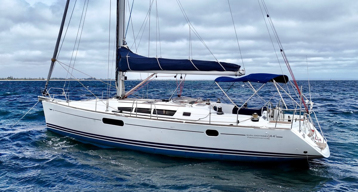 2011 Jeanneau Sun Odyssey 44i – Performance & Comfort Combined
