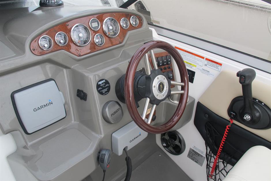 Regal 2565 Window Express