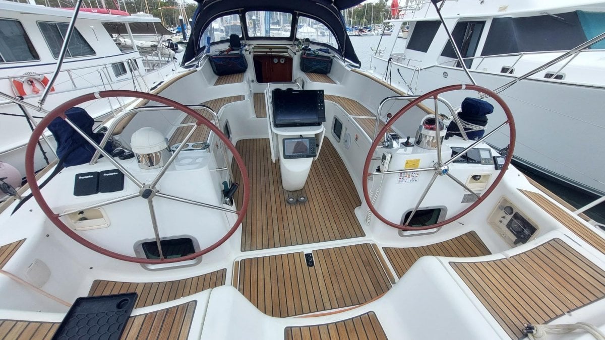 2008 Jeanneau Sun Odyssey 54 DS – Luxury Cruising Yacht